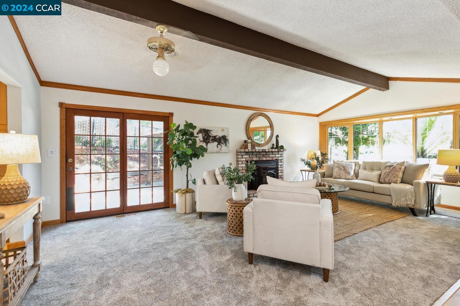 6508 Parkdale Plz