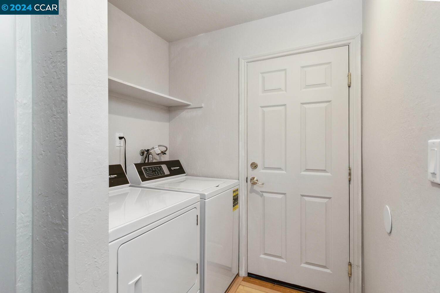6508 Parkdale Plz