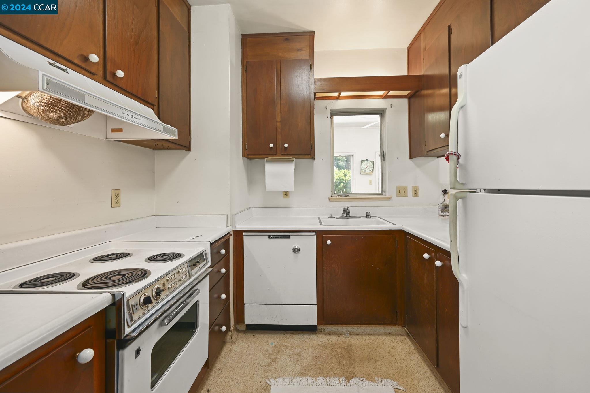 15 Sutters Mill Ct