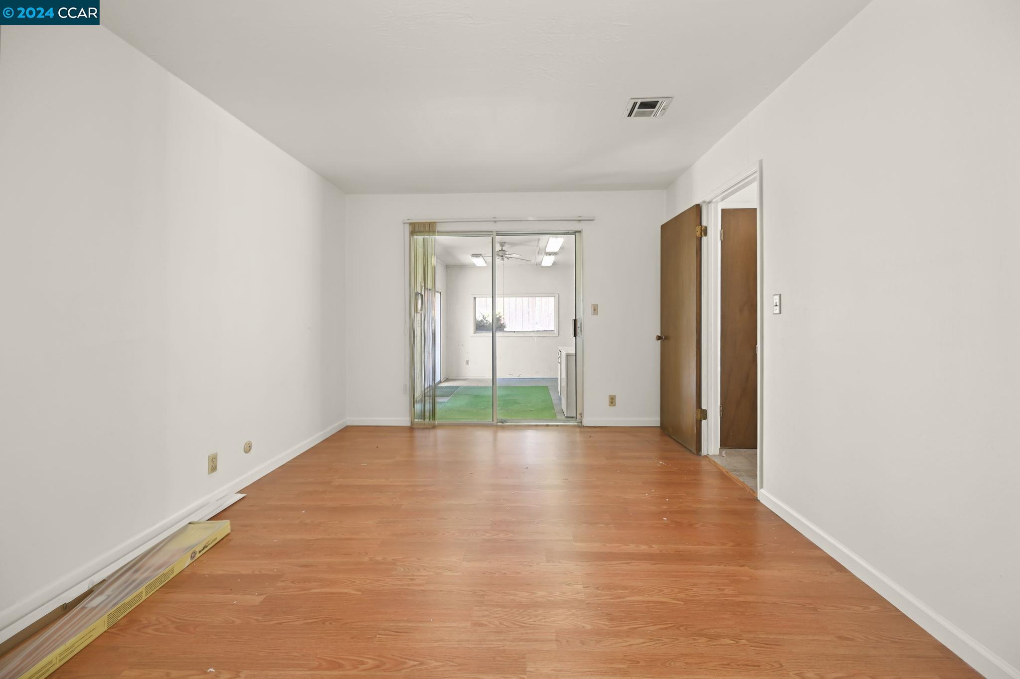 15 Sutters Mill Ct