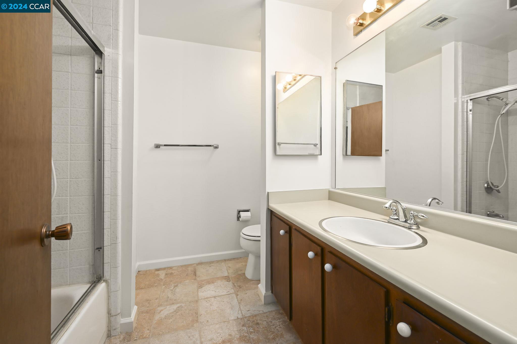 15 Sutters Mill Ct