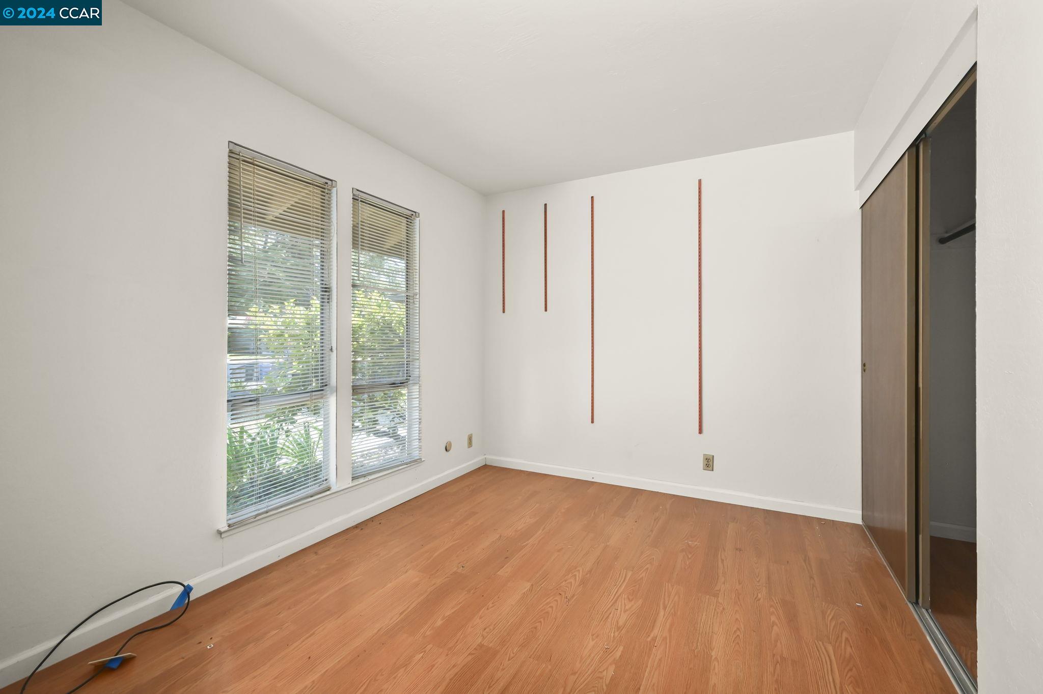 15 Sutters Mill Ct