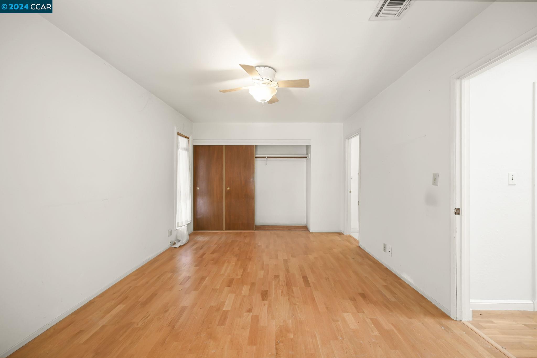 15 Sutters Mill Ct