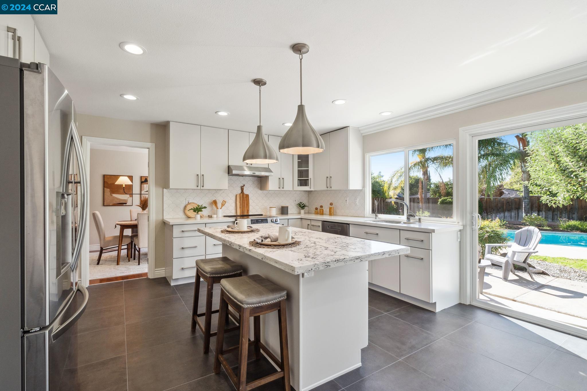 285 Firestone Dr