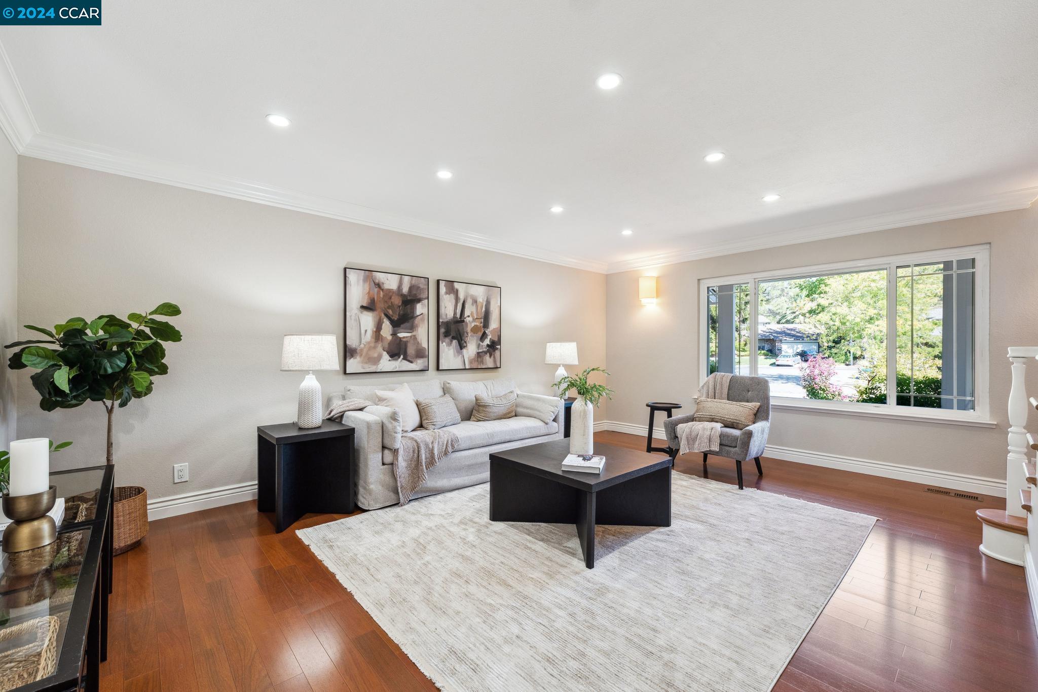 285 Firestone Dr