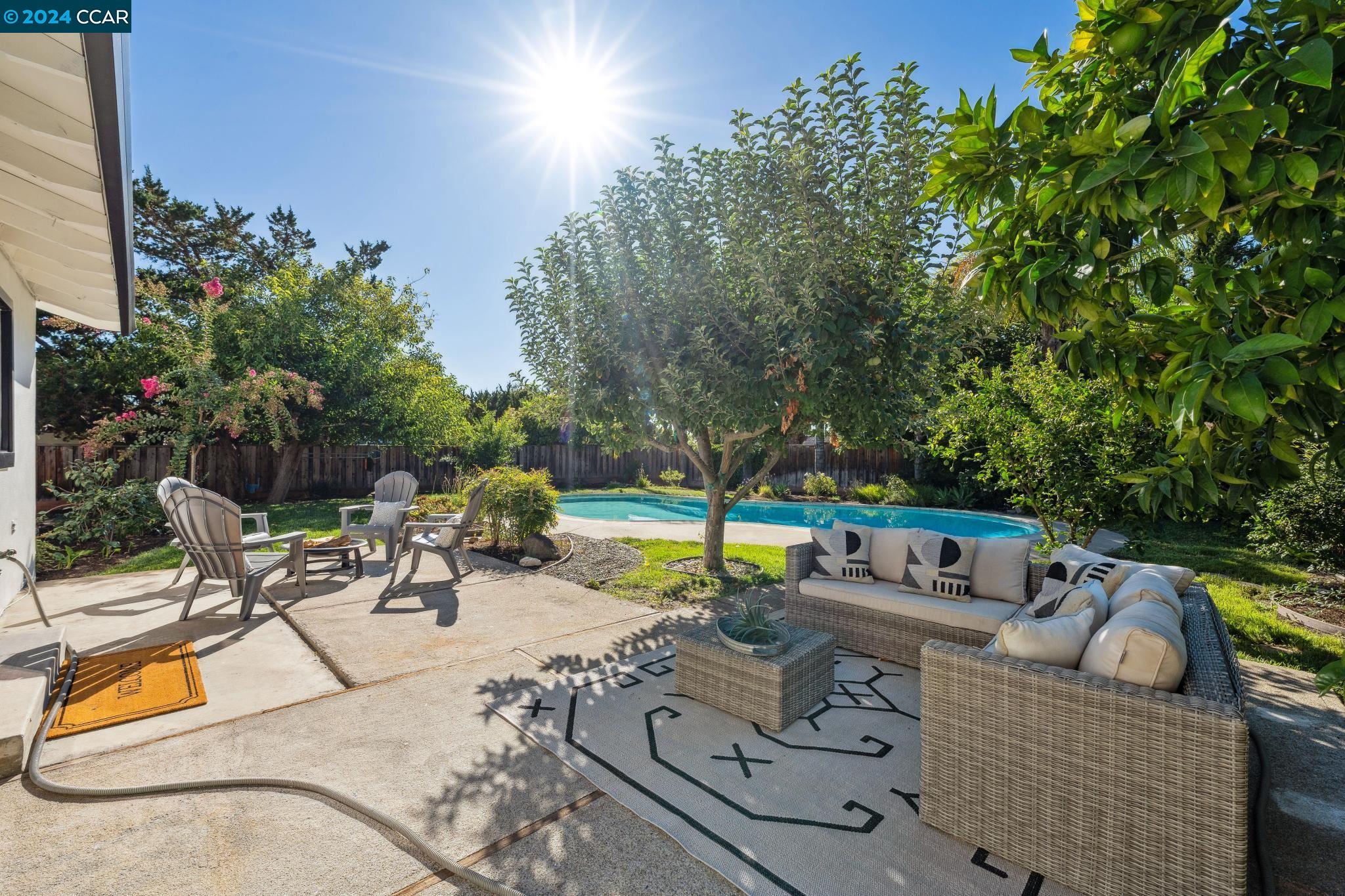 285 Firestone Dr