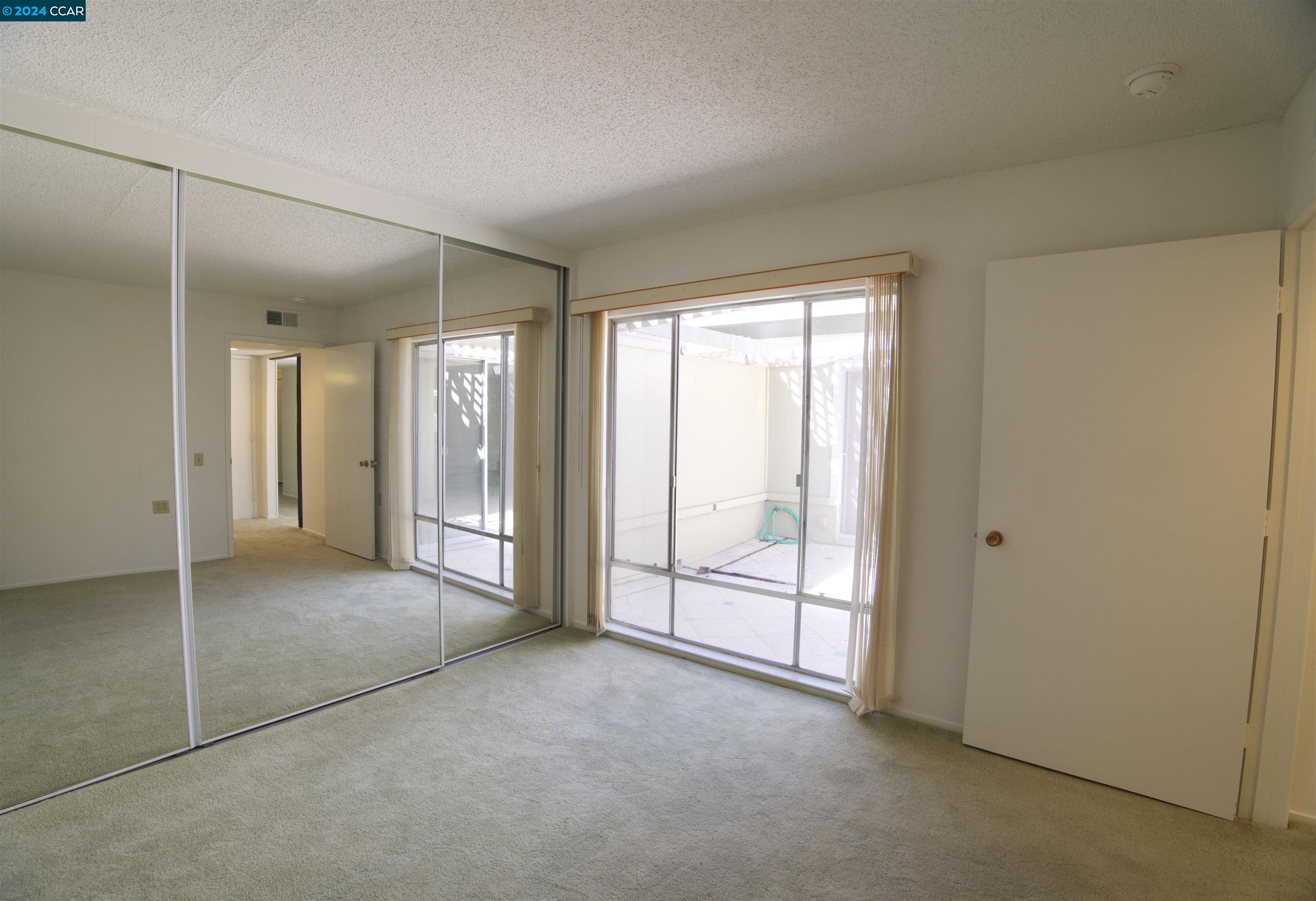 1209 Oakmont Dr # 1
