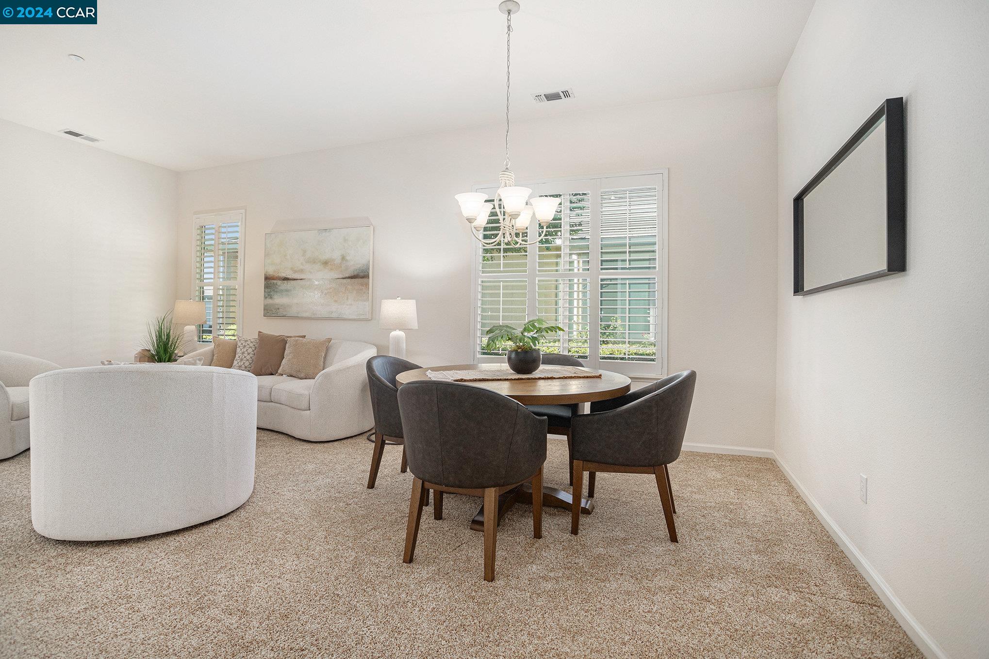 513 Encore Way