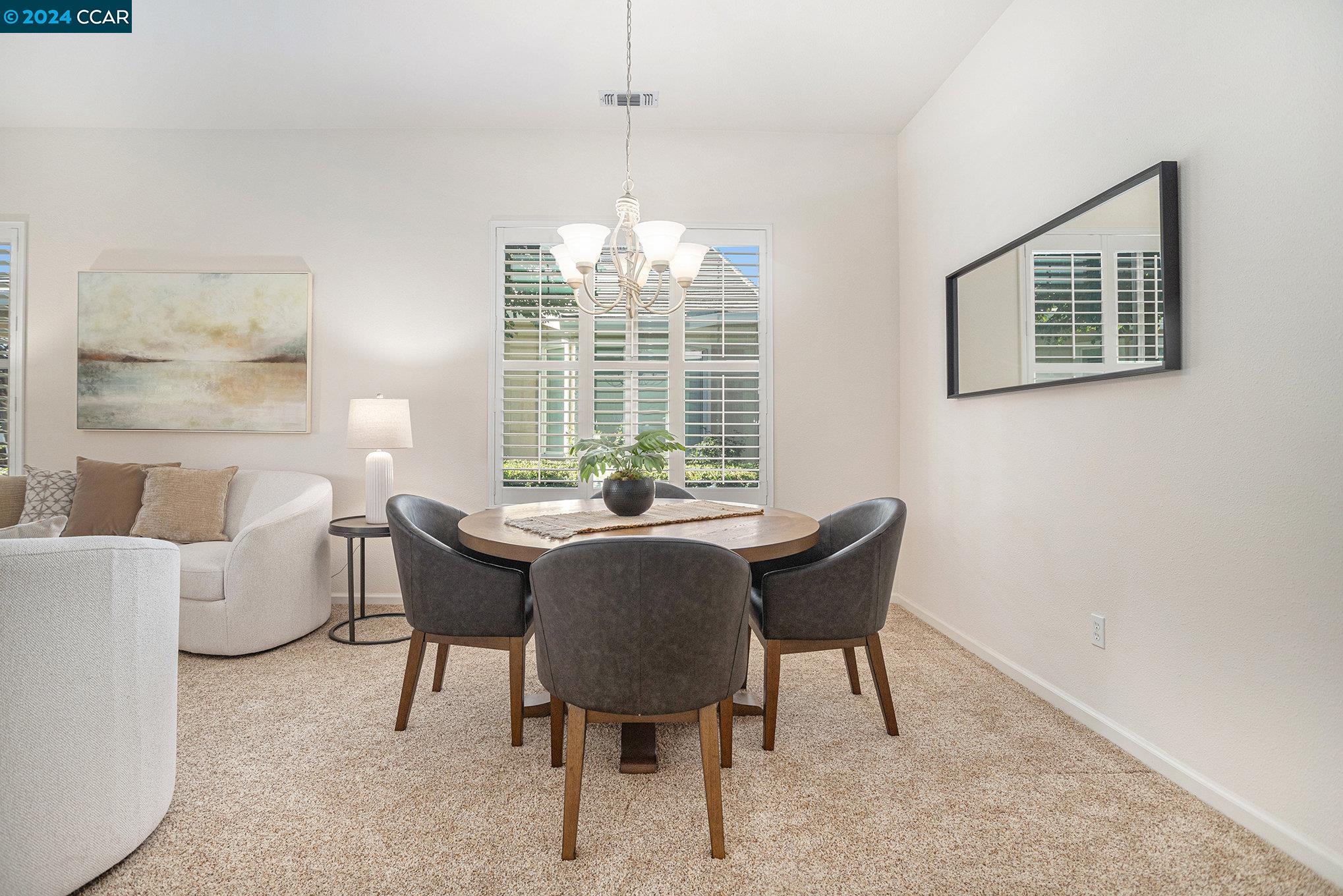 513 Encore Way