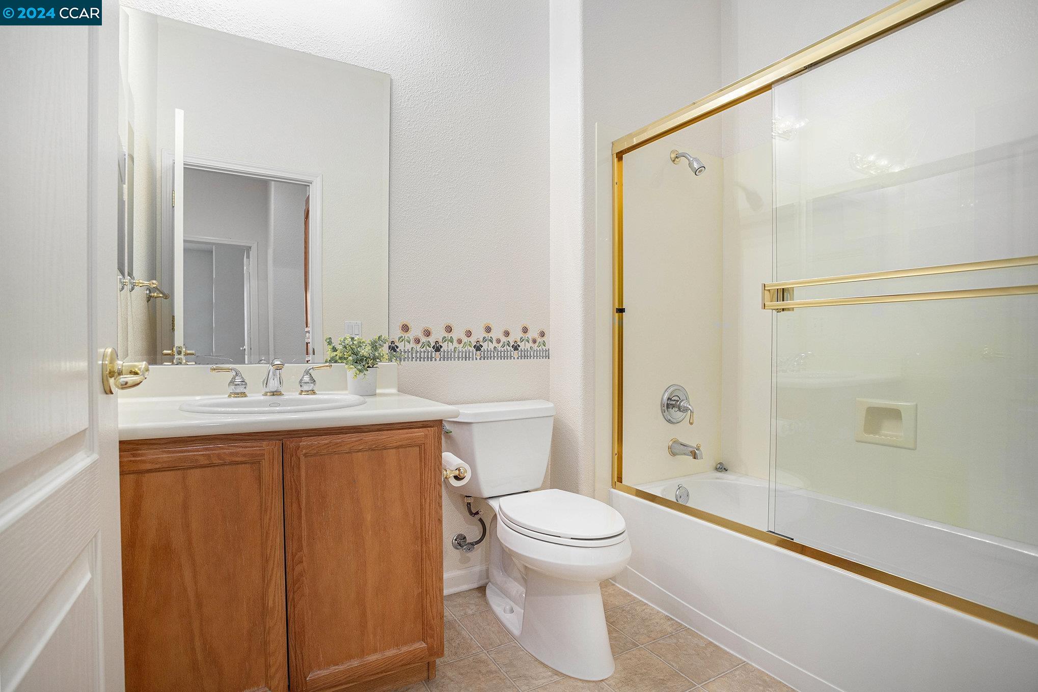 513 Encore Way