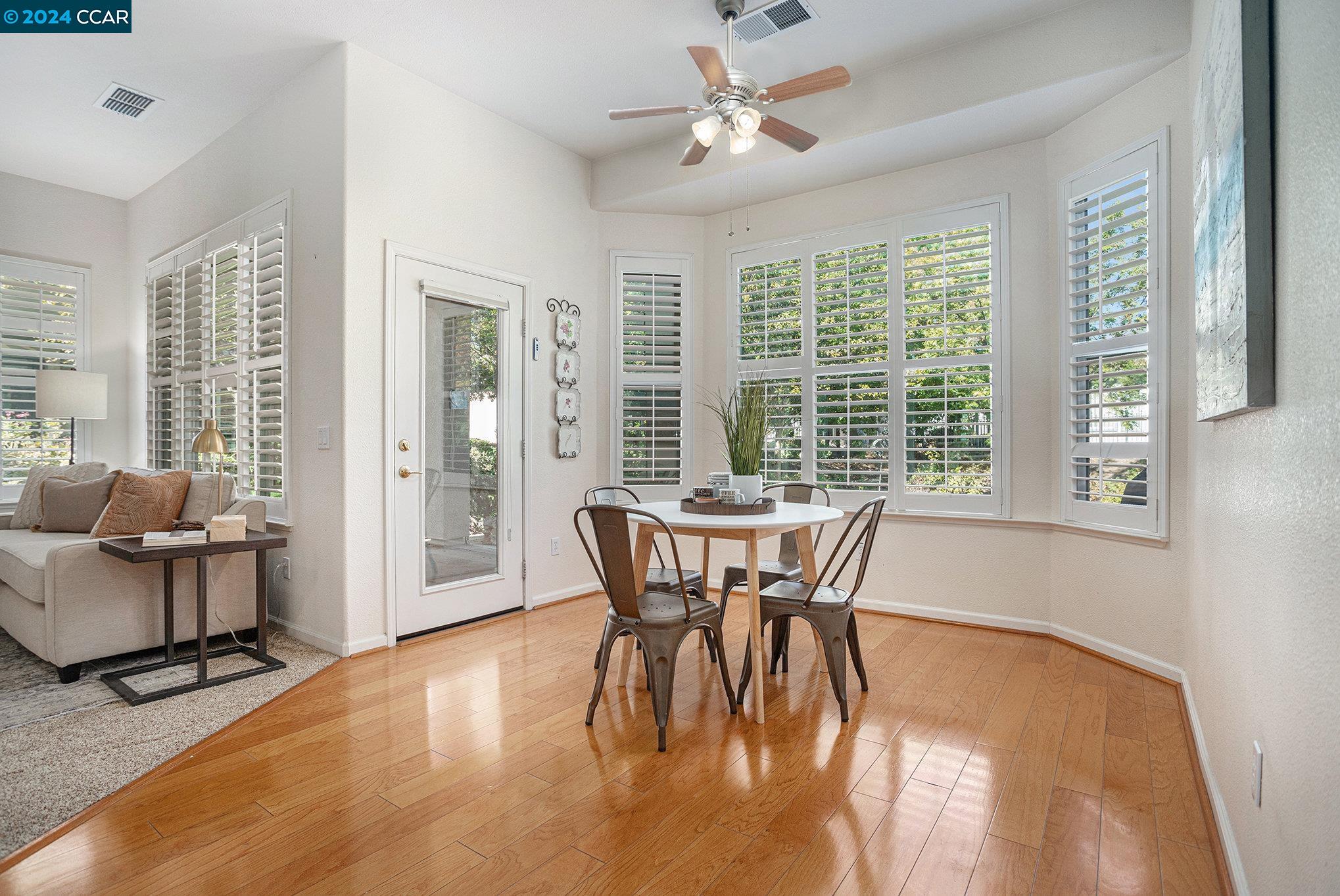 513 Encore Way