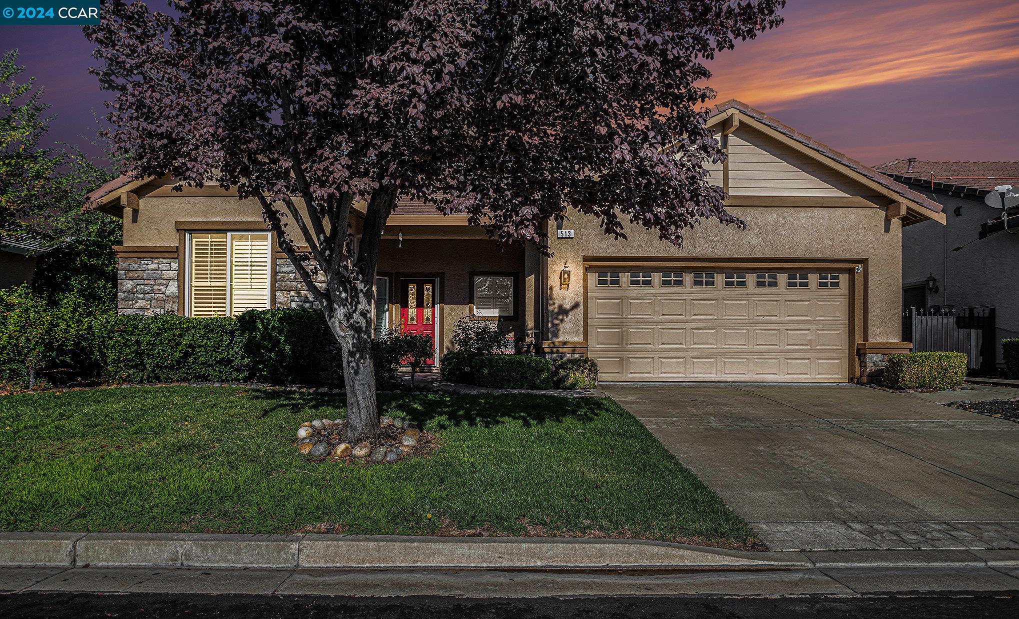 513 Encore Way