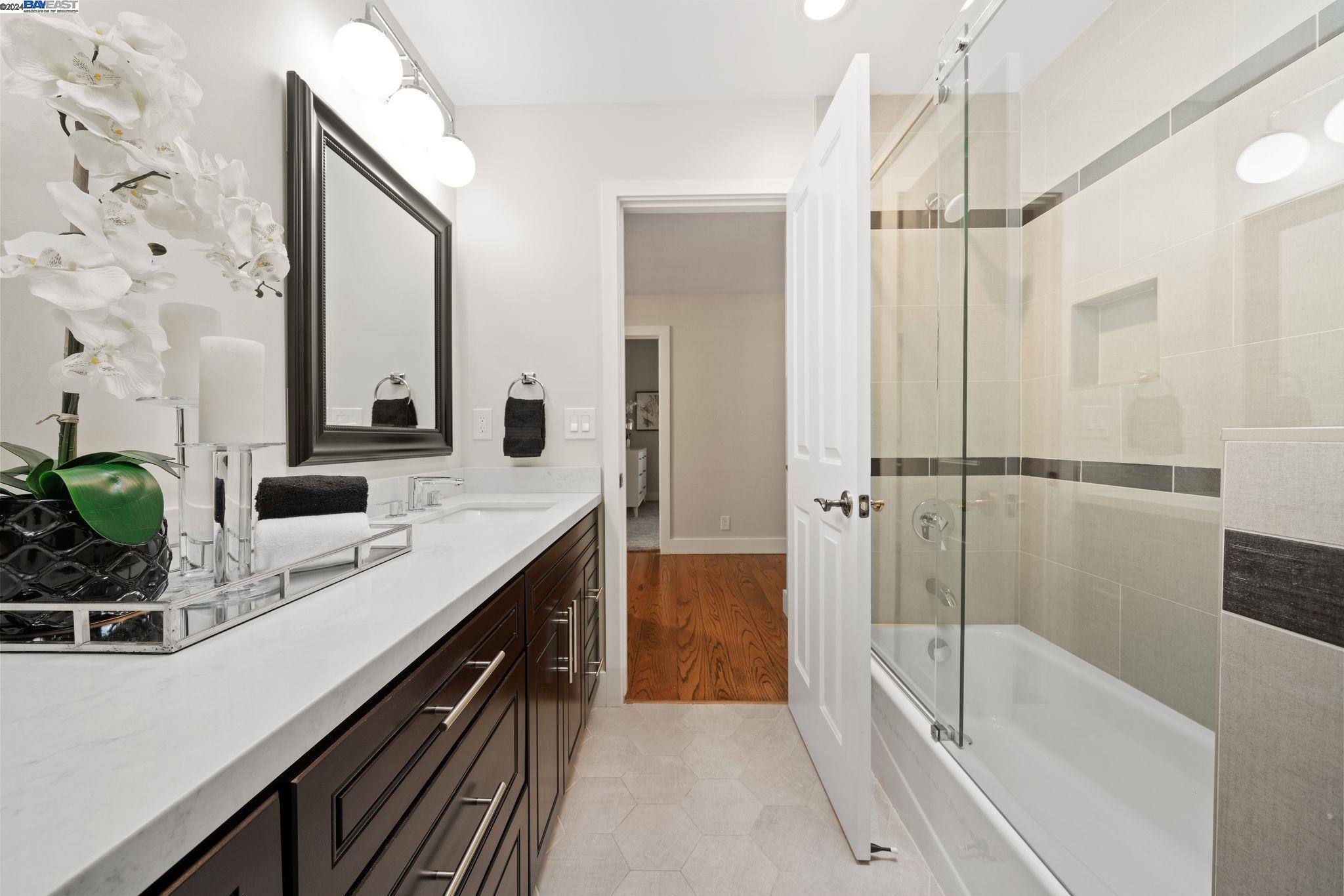 50 Sandra Ct