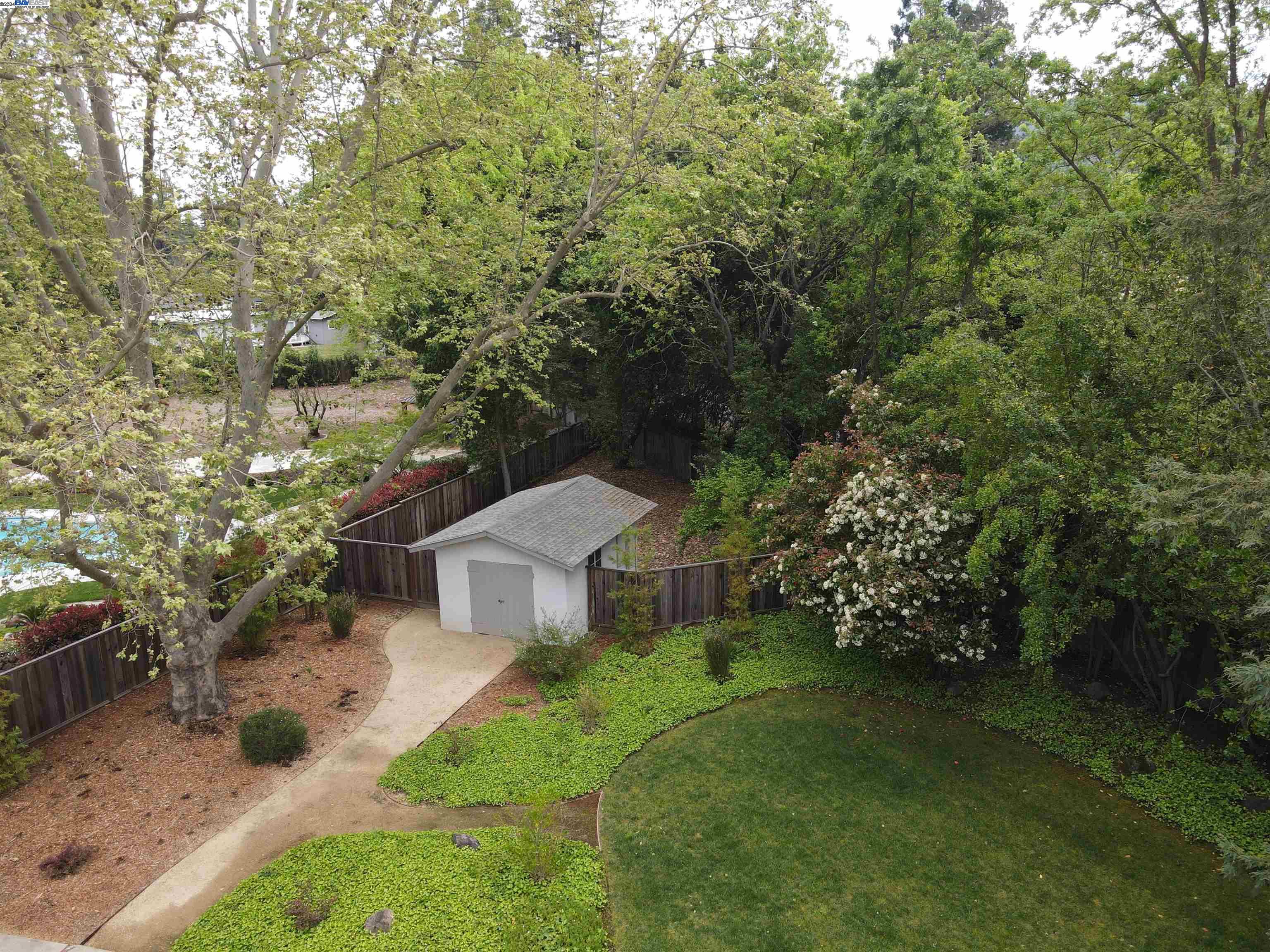 50 Sandra Ct