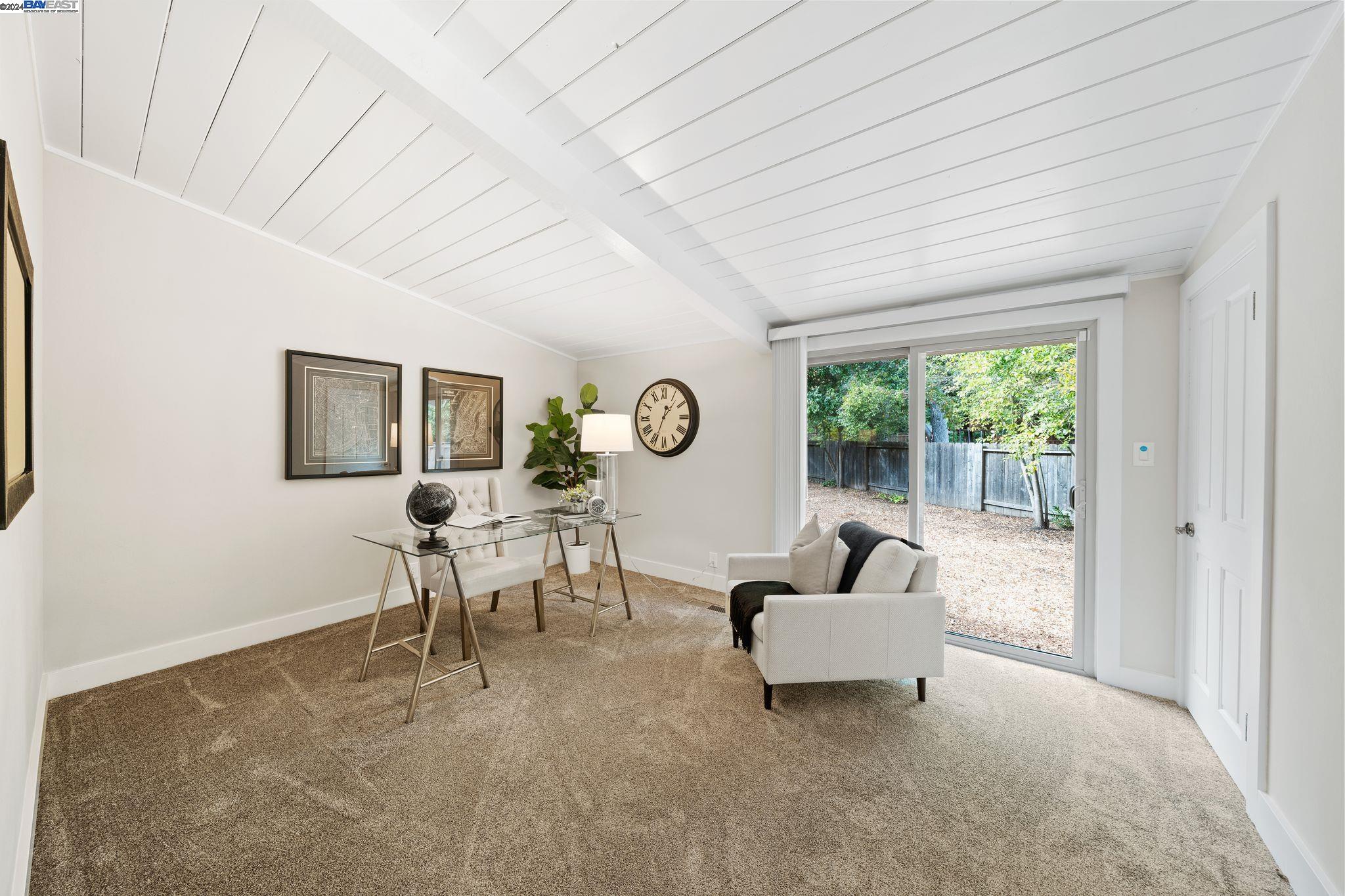 50 Sandra Ct