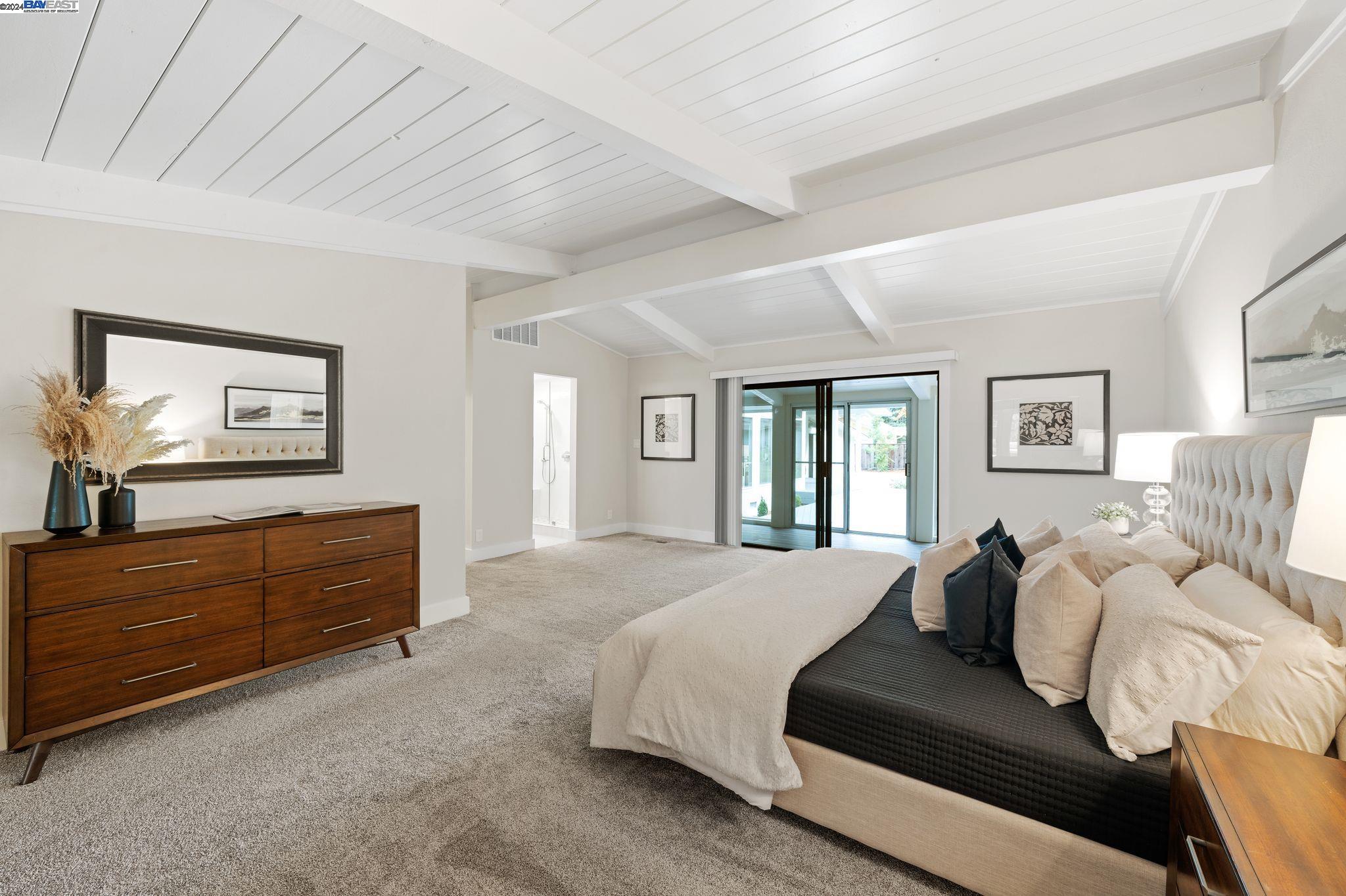 50 Sandra Ct