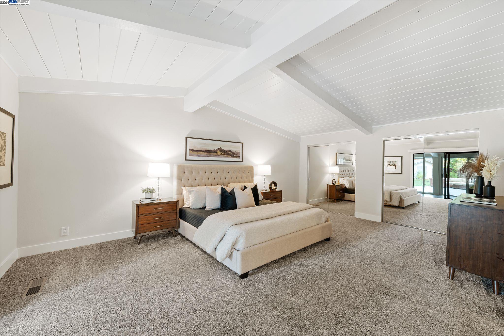 50 Sandra Ct