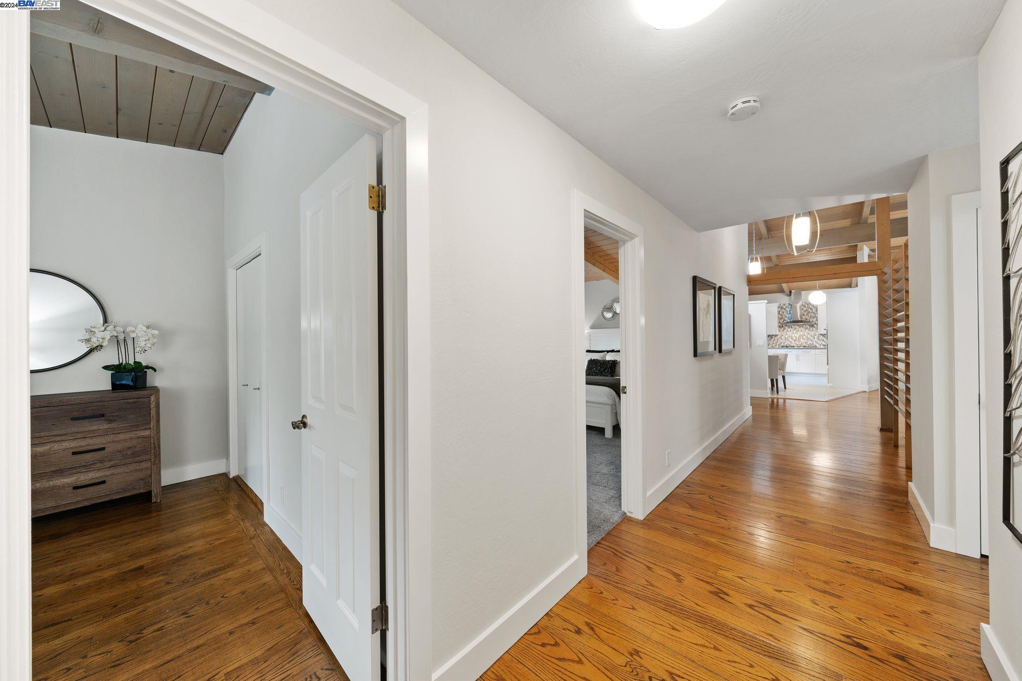 50 Sandra Ct