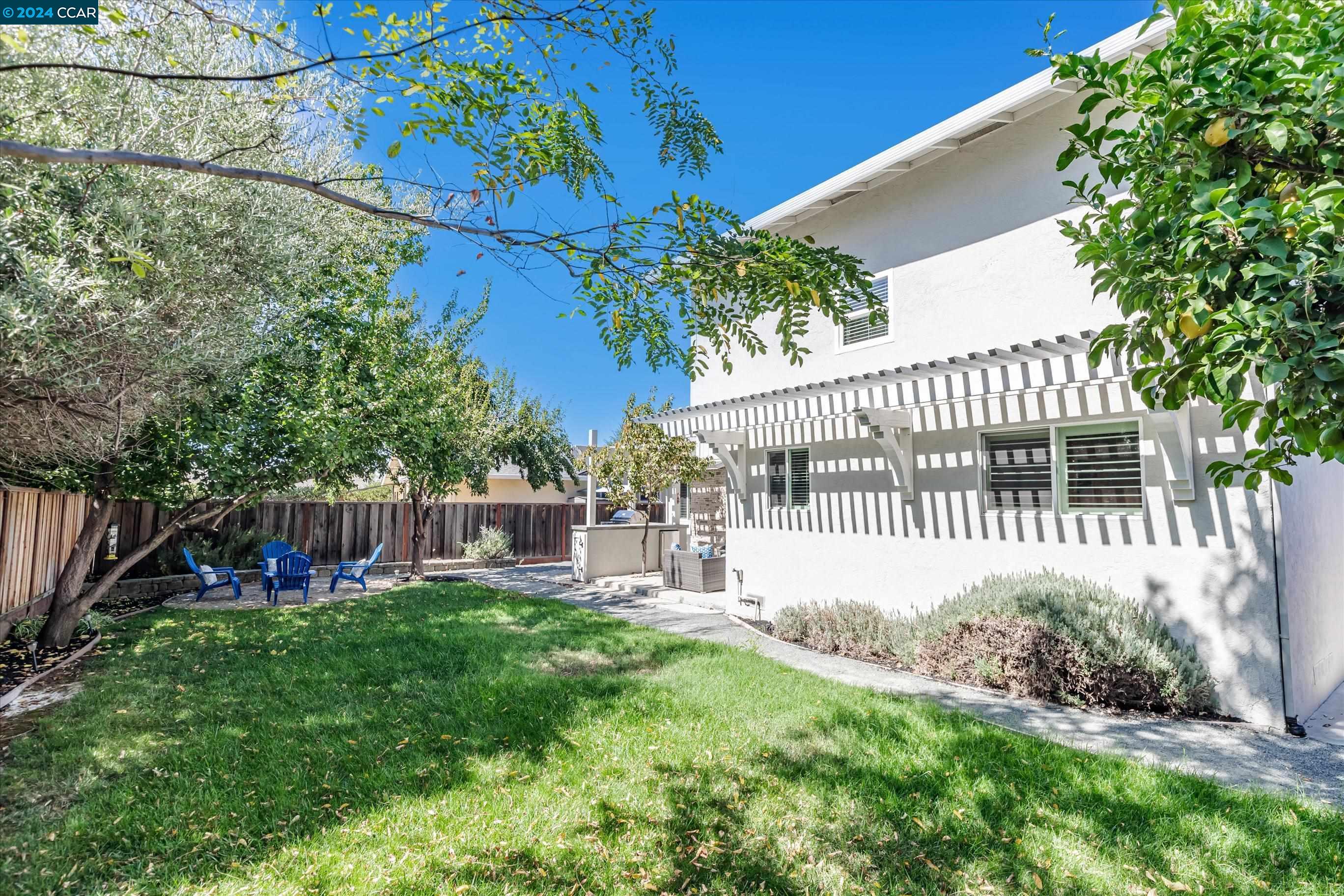 725 Avalon Way