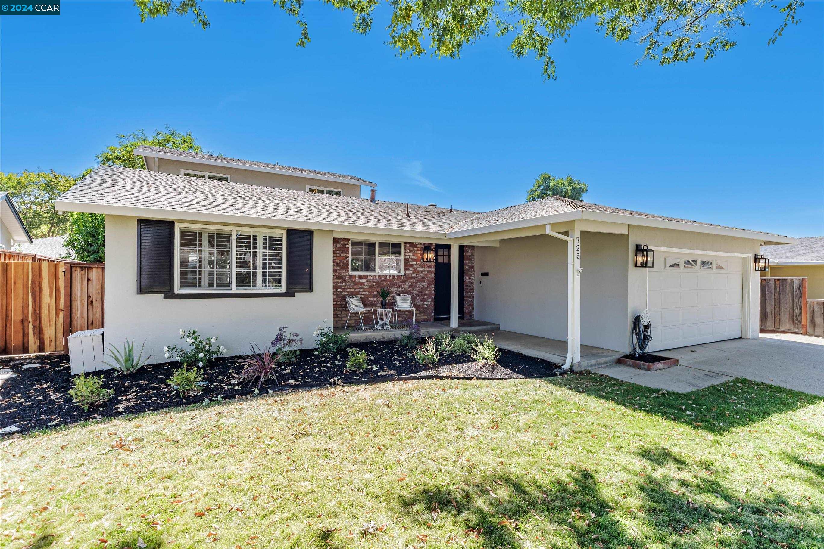 725 Avalon Way