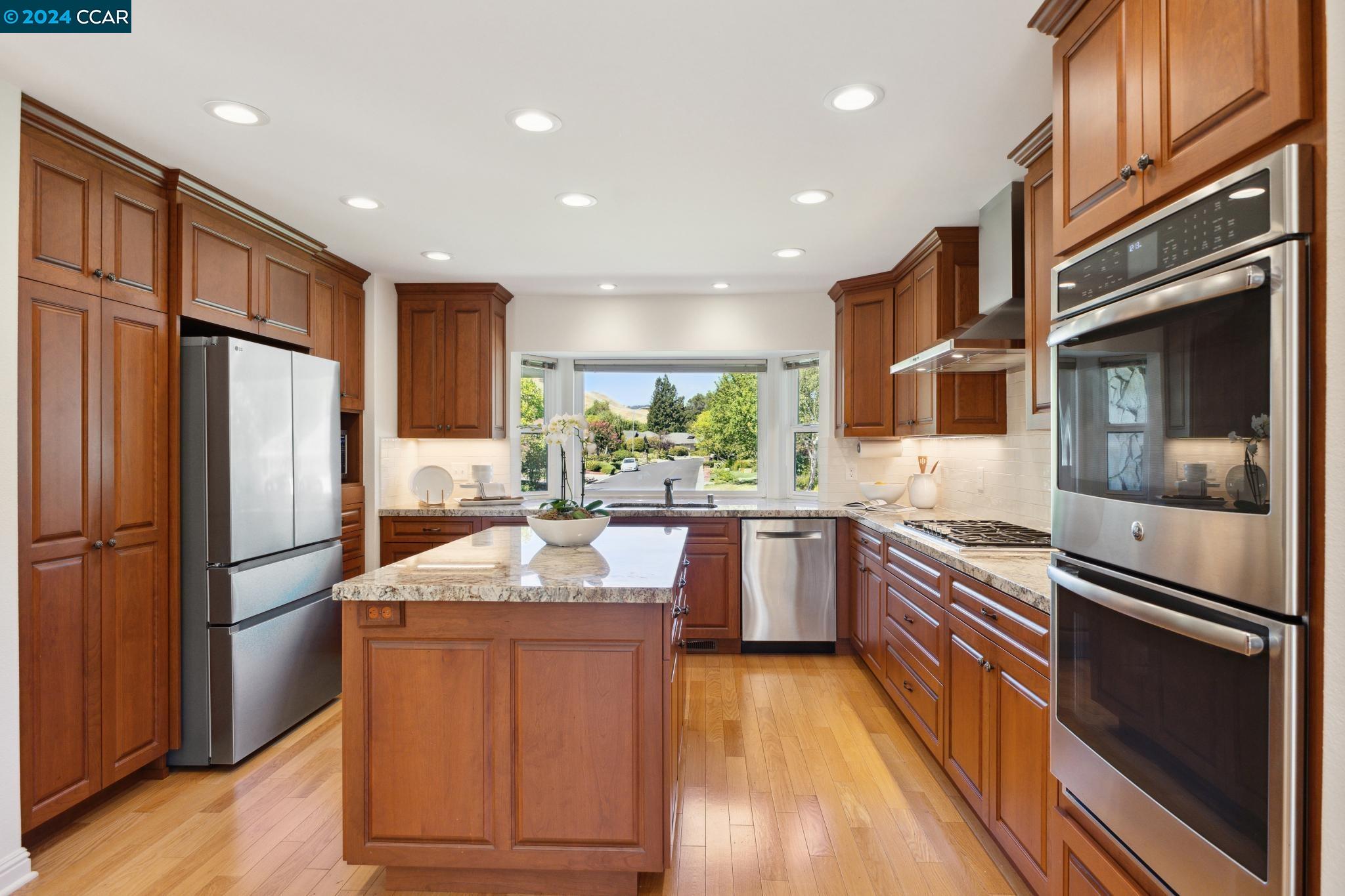 201 Tiburon Court