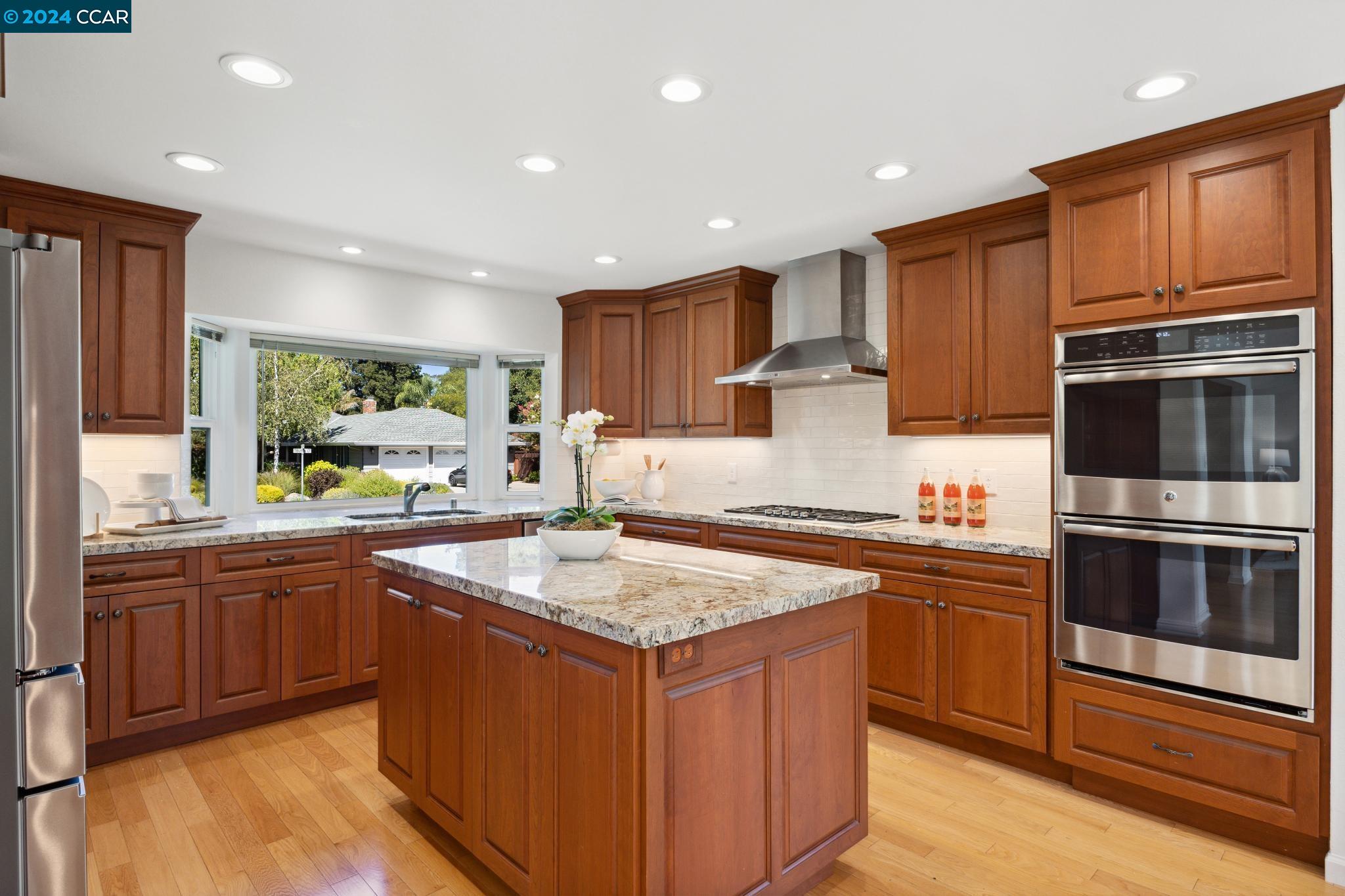 201 Tiburon Court