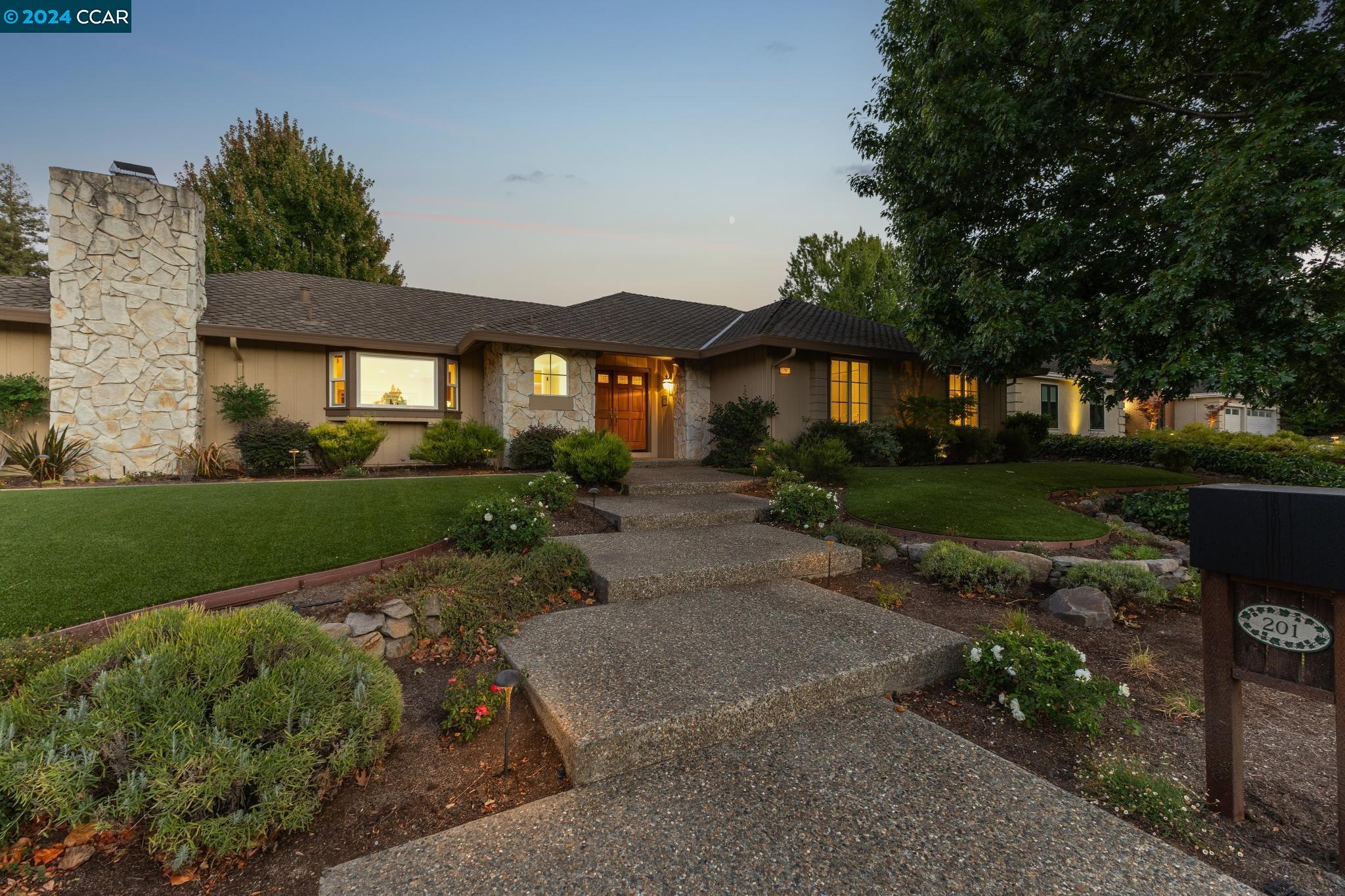 201 Tiburon Court