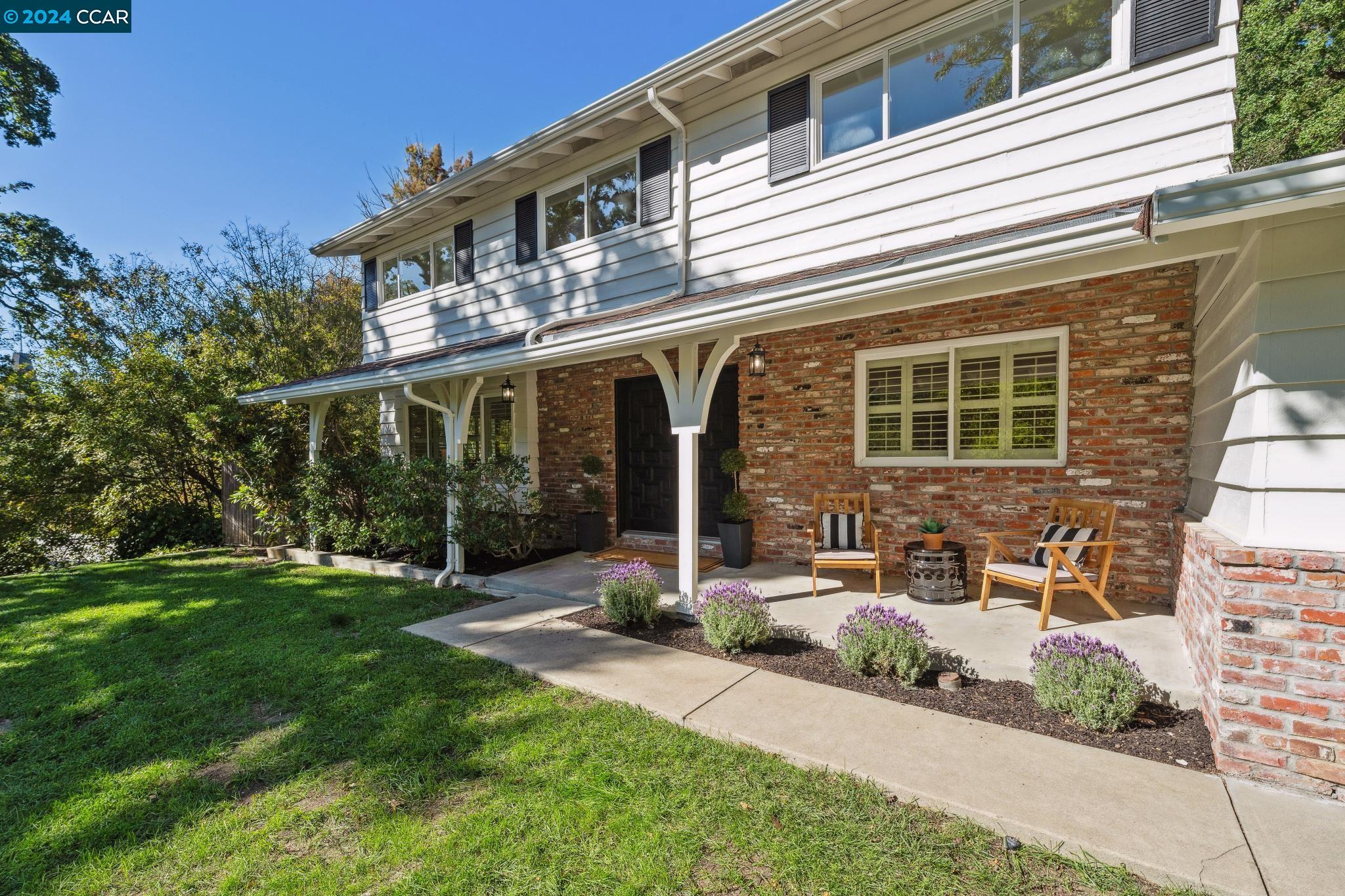 4018 Woodside Ct