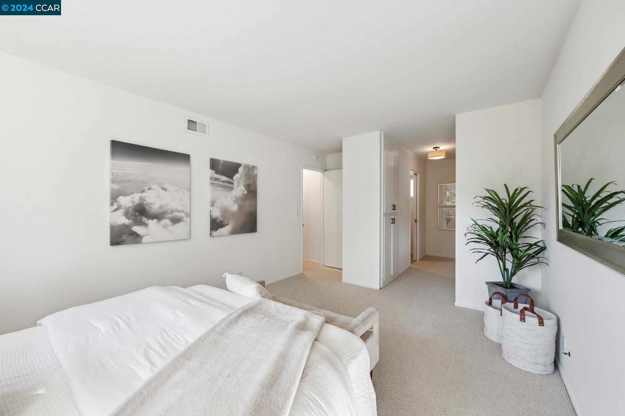 4018 Woodside Ct