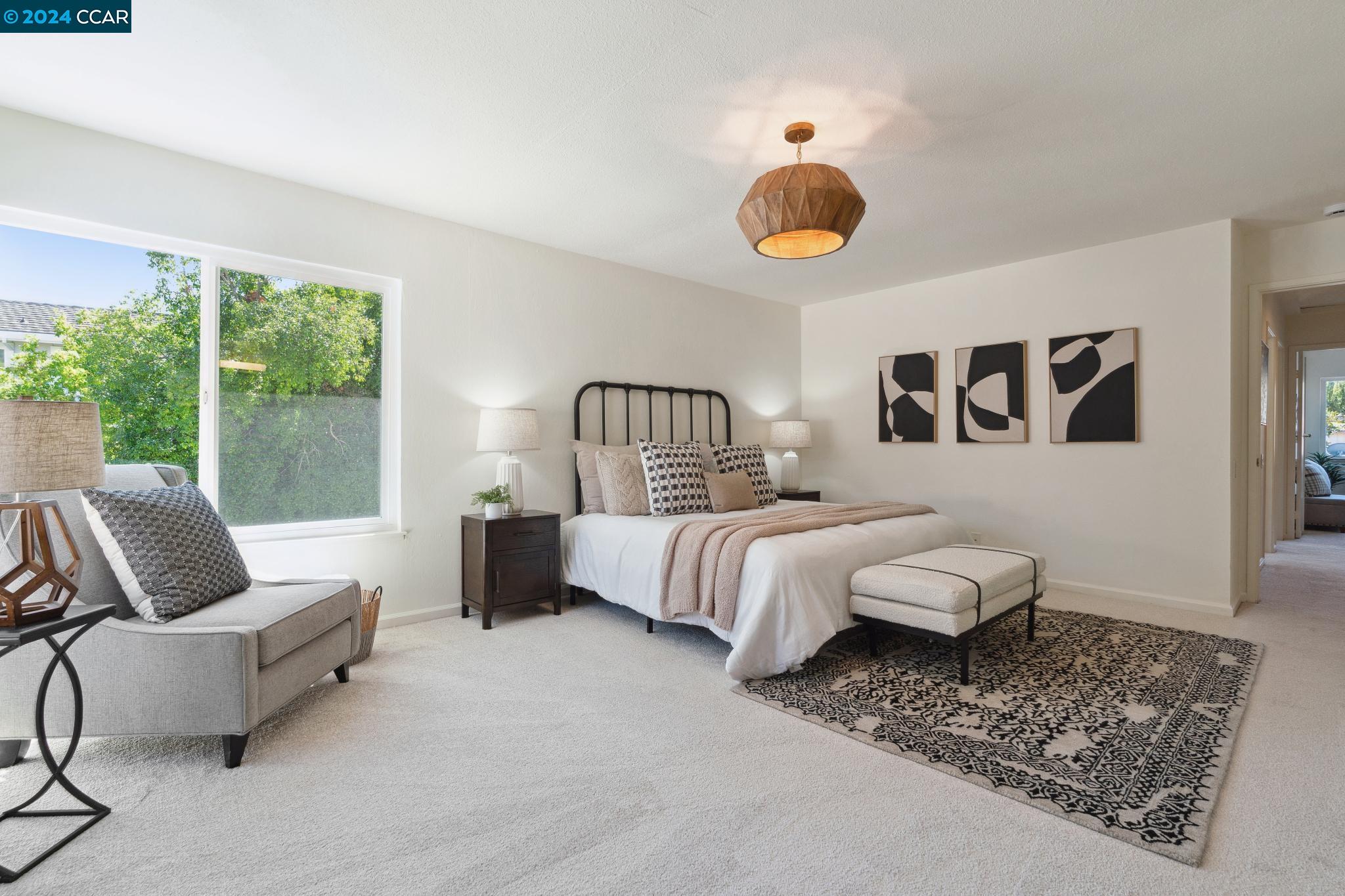 628 Sutton Ct