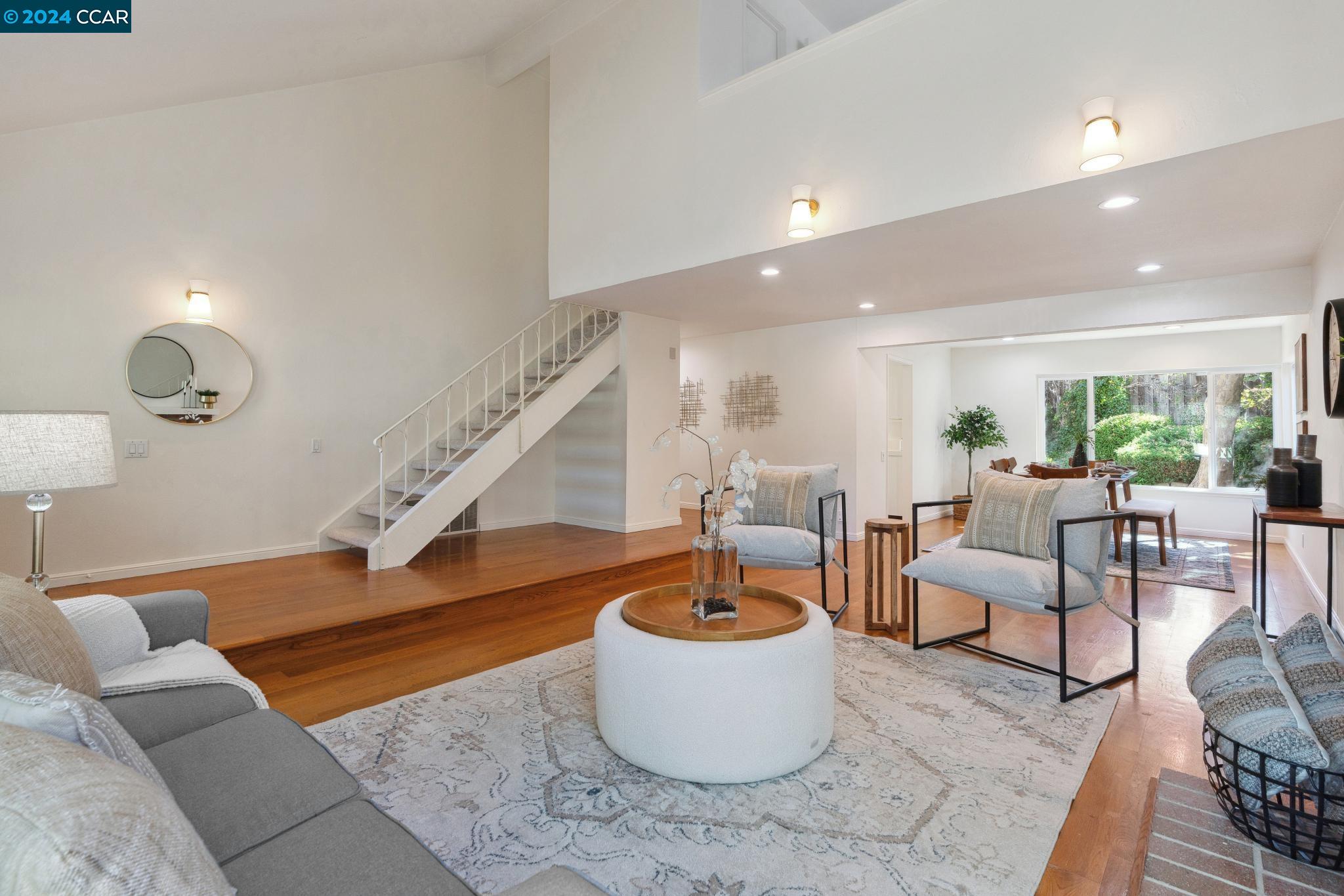 628 Sutton Ct