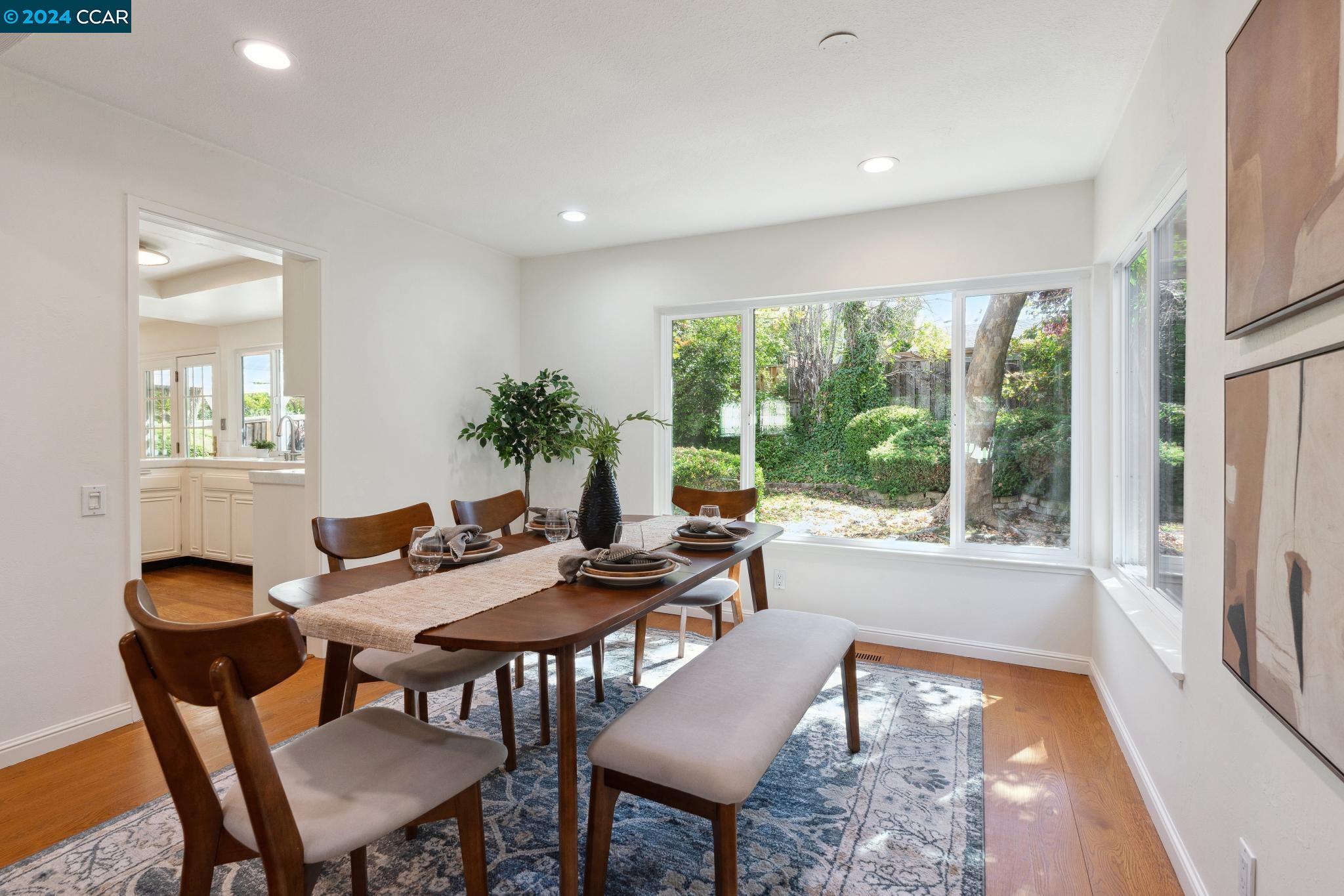 628 Sutton Ct