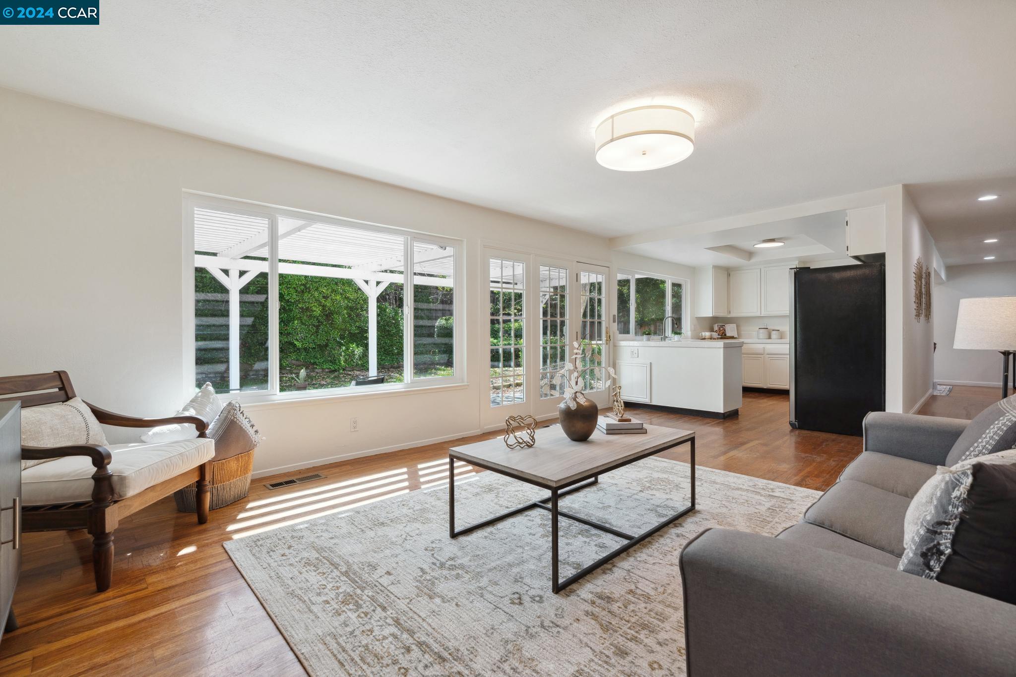 628 Sutton Ct
