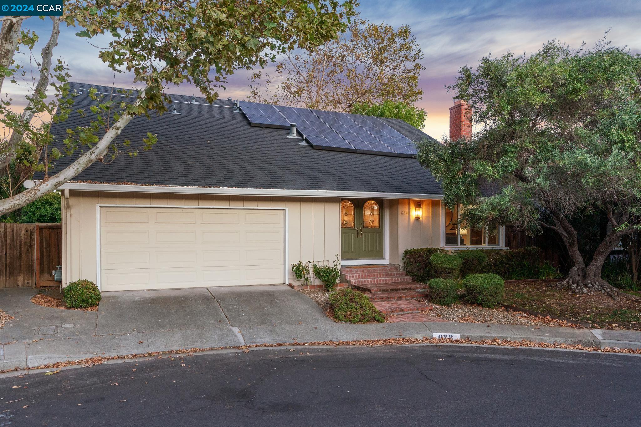 628 Sutton Ct