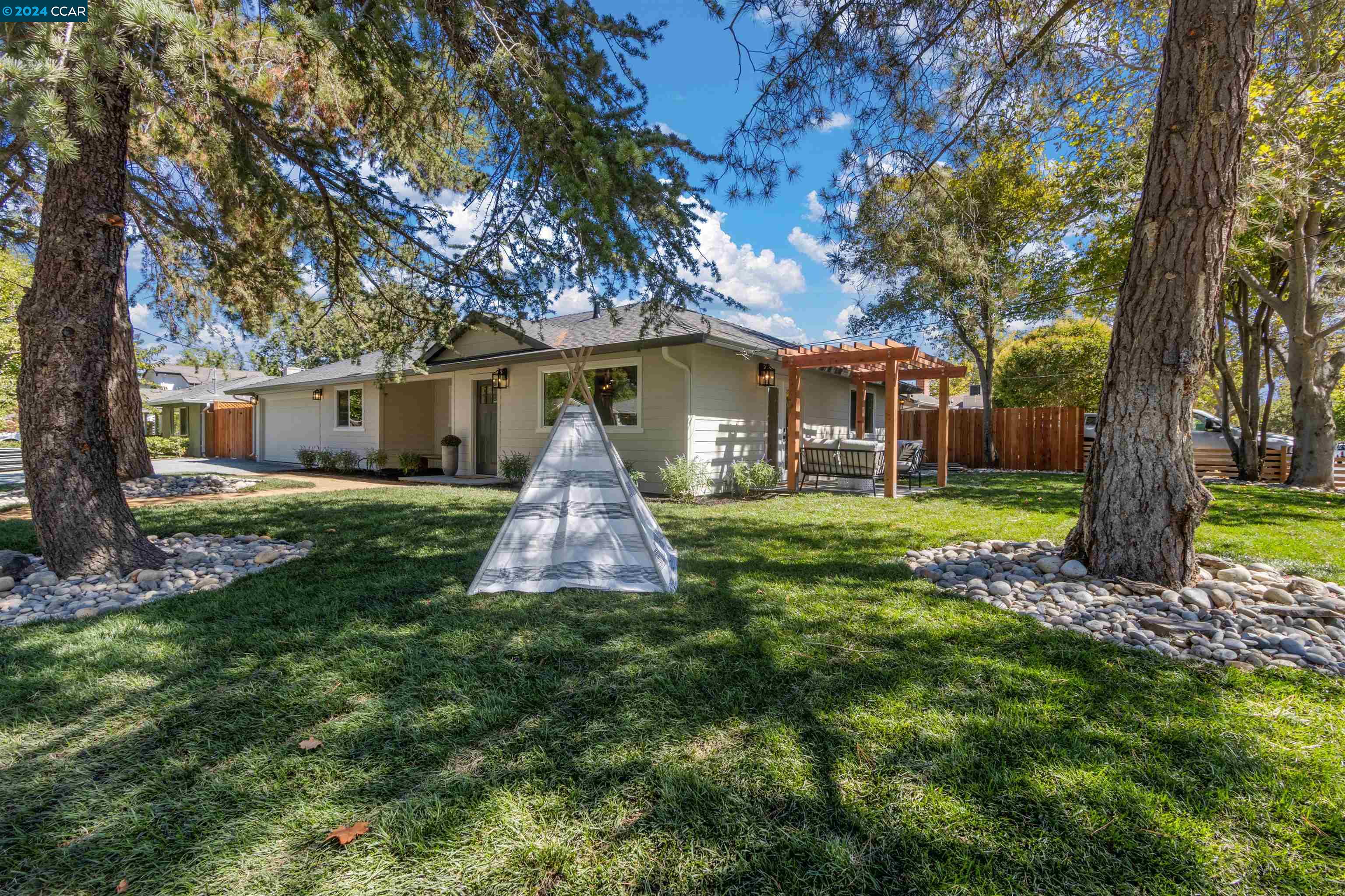 1991 Maybelle Dr