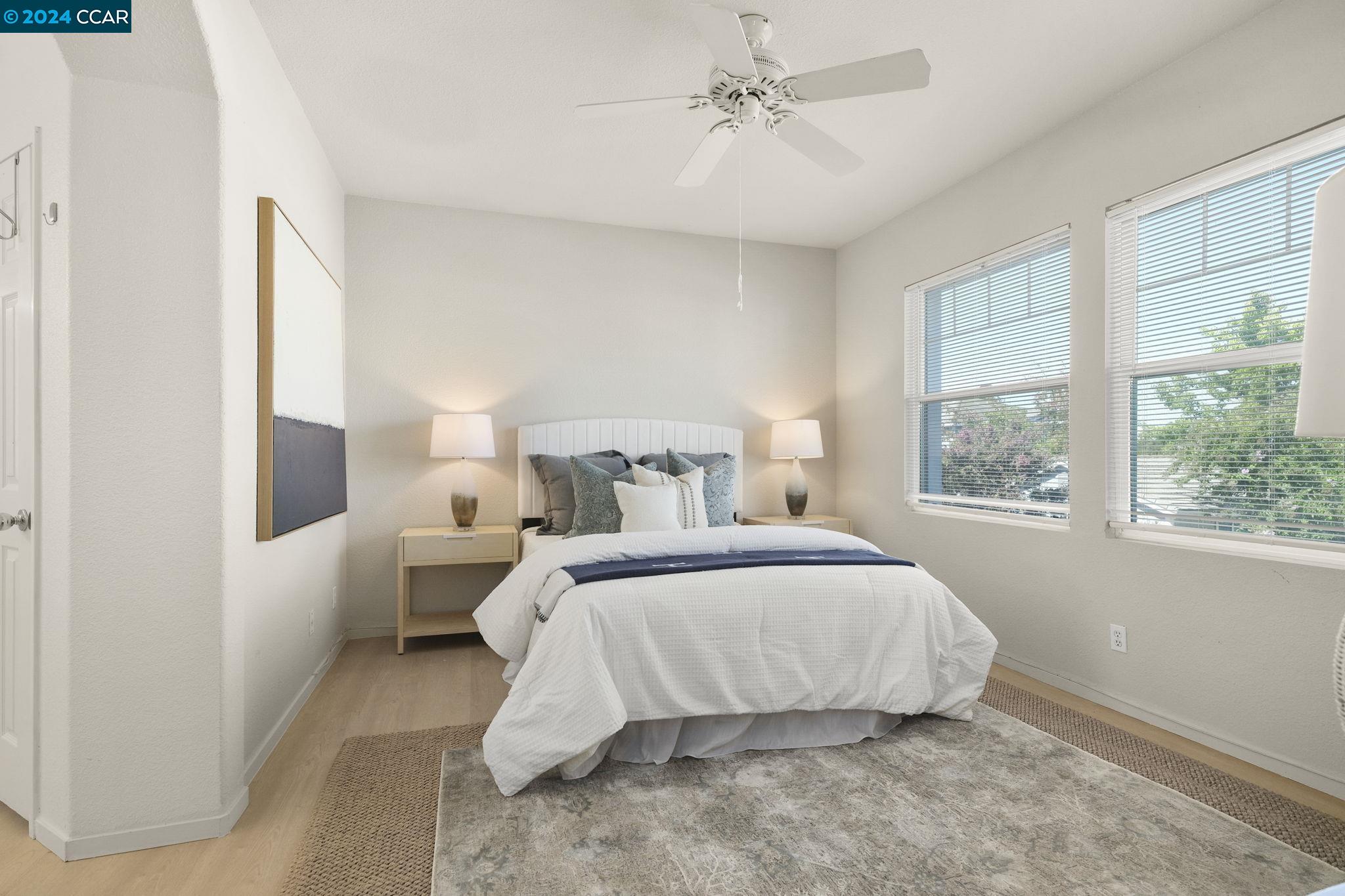303 Condor Pl