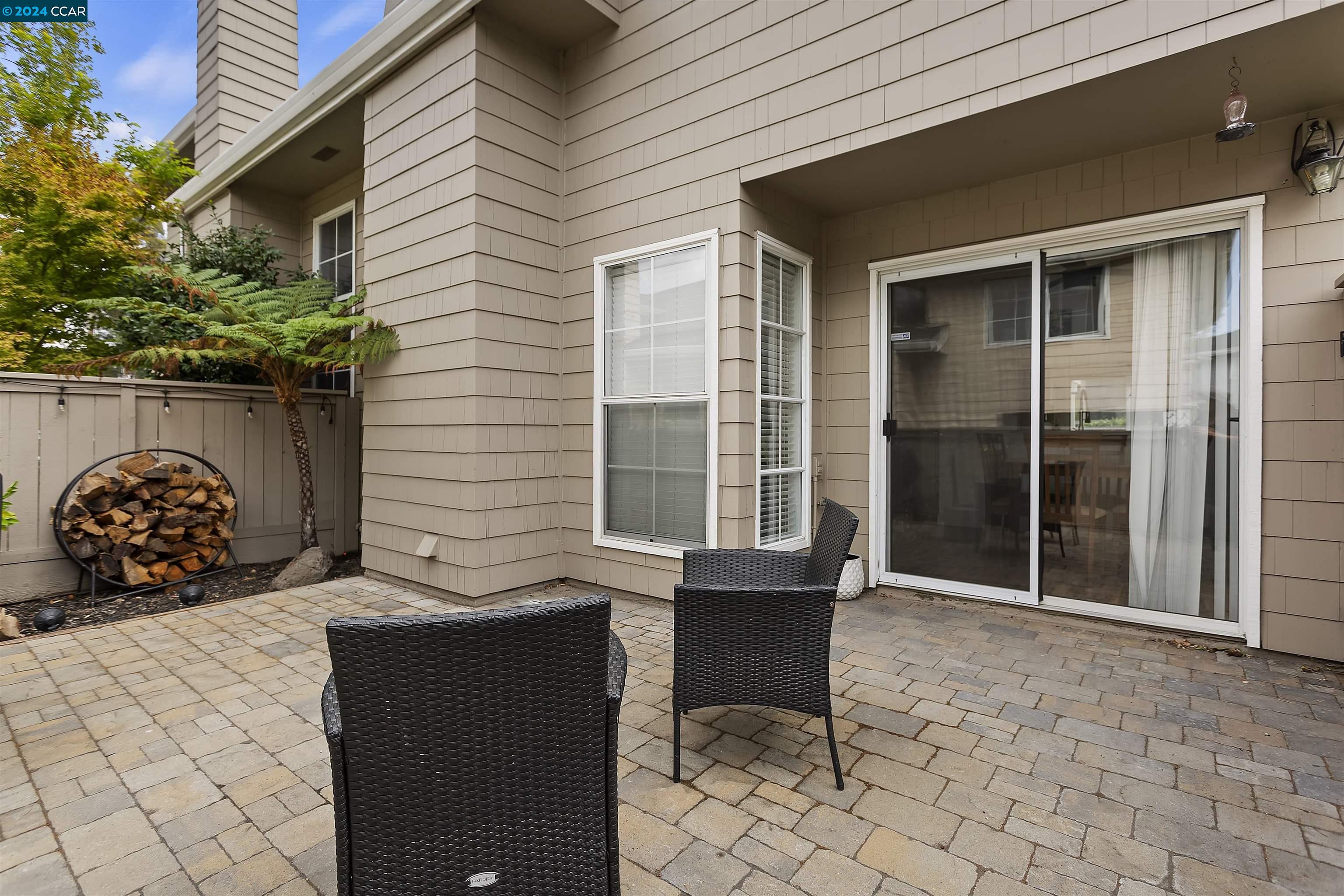 201 Hidden Creek Ct
