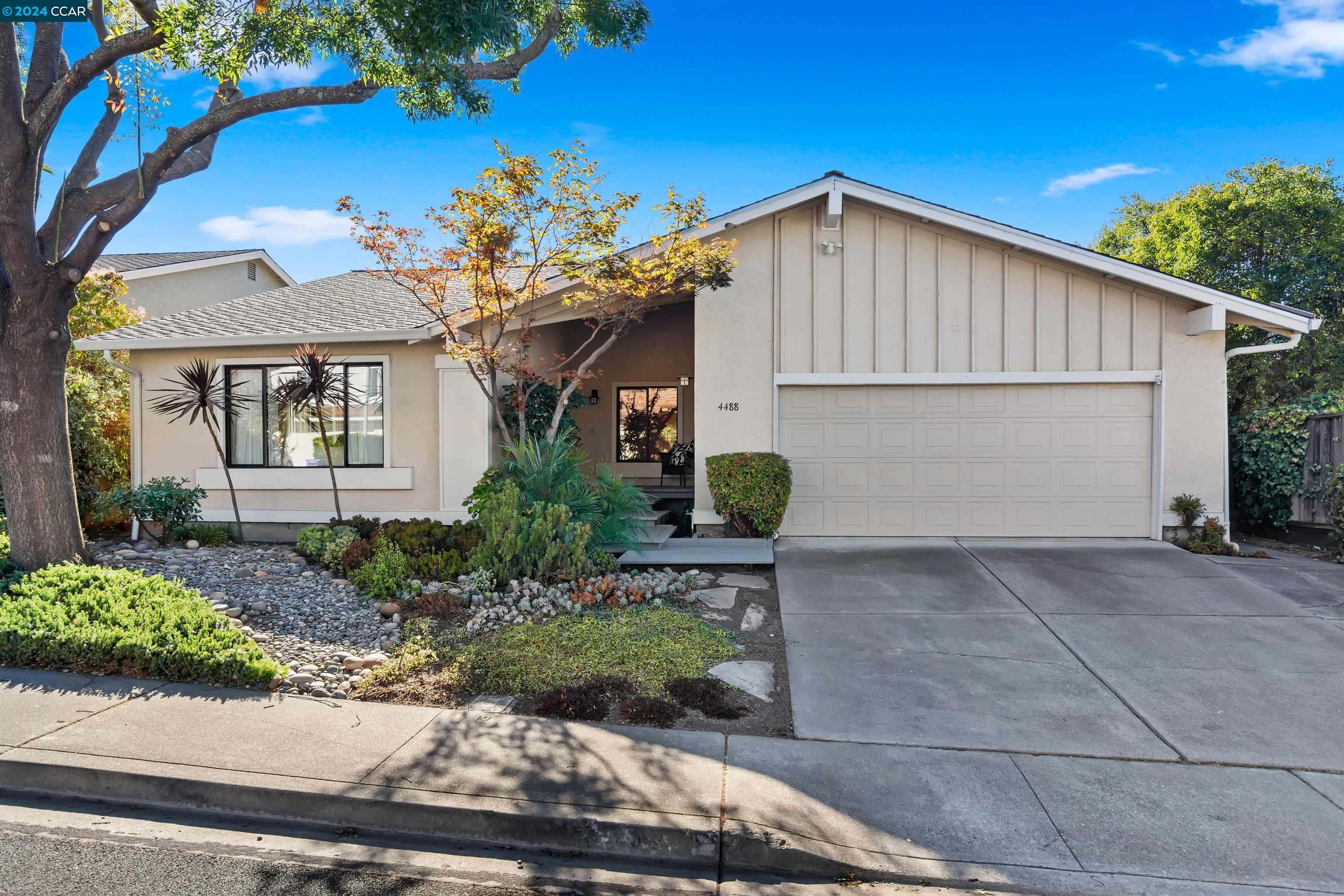 4488 SNOWBERRY CT