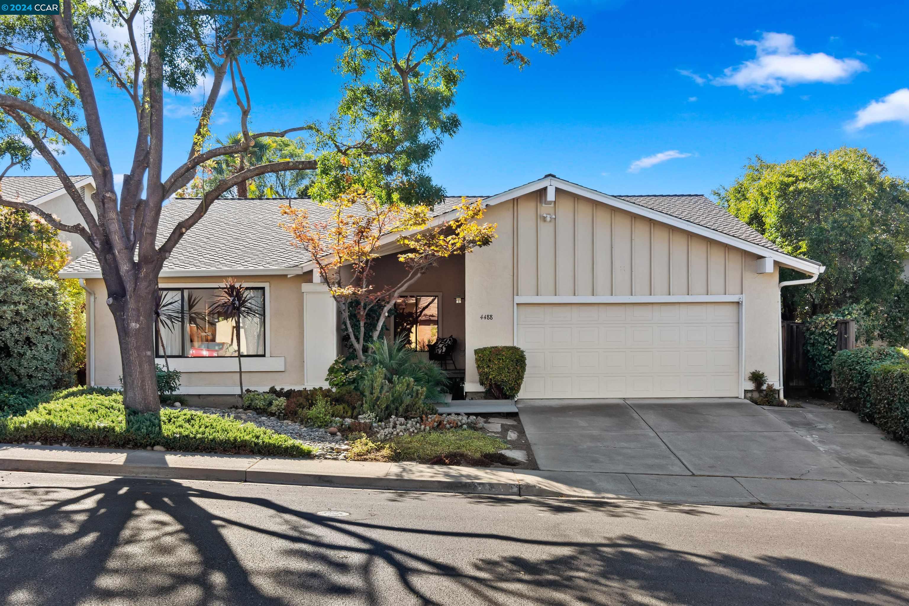 4488 SNOWBERRY CT