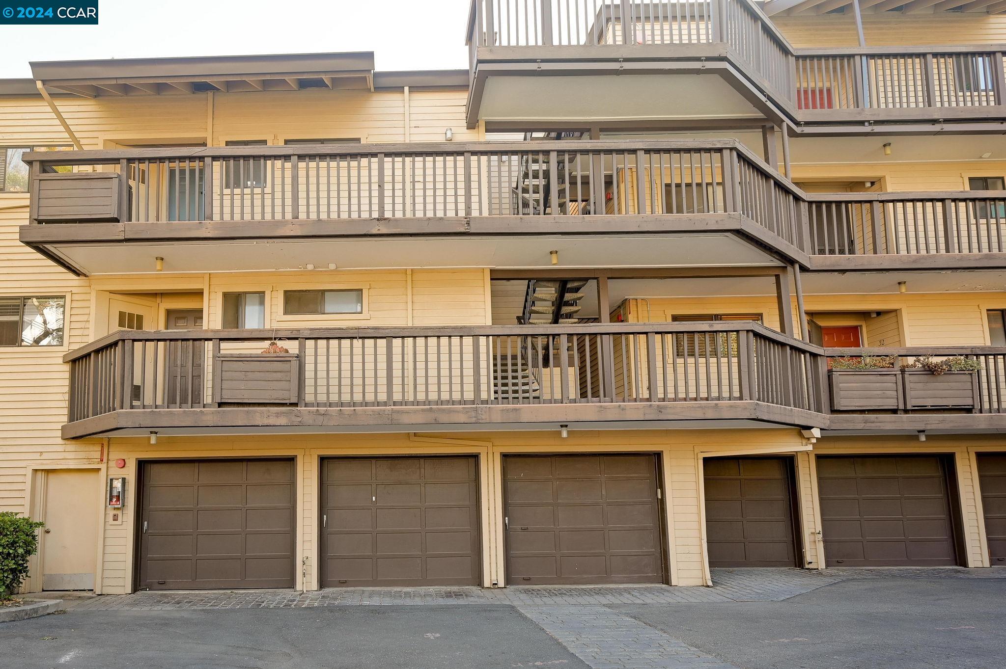 99 Cleaveland Rd # 25