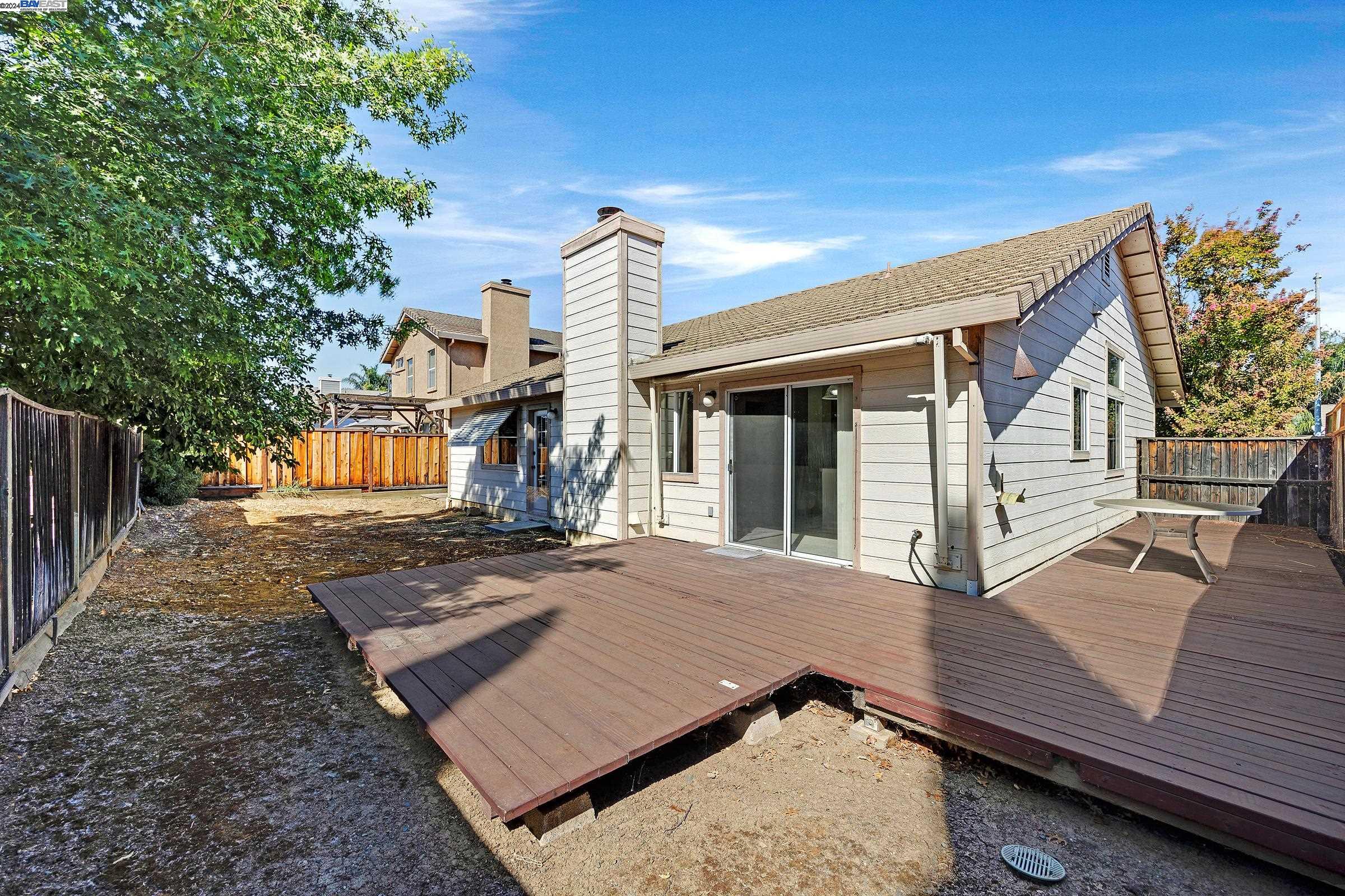 595 Valley Green Dr