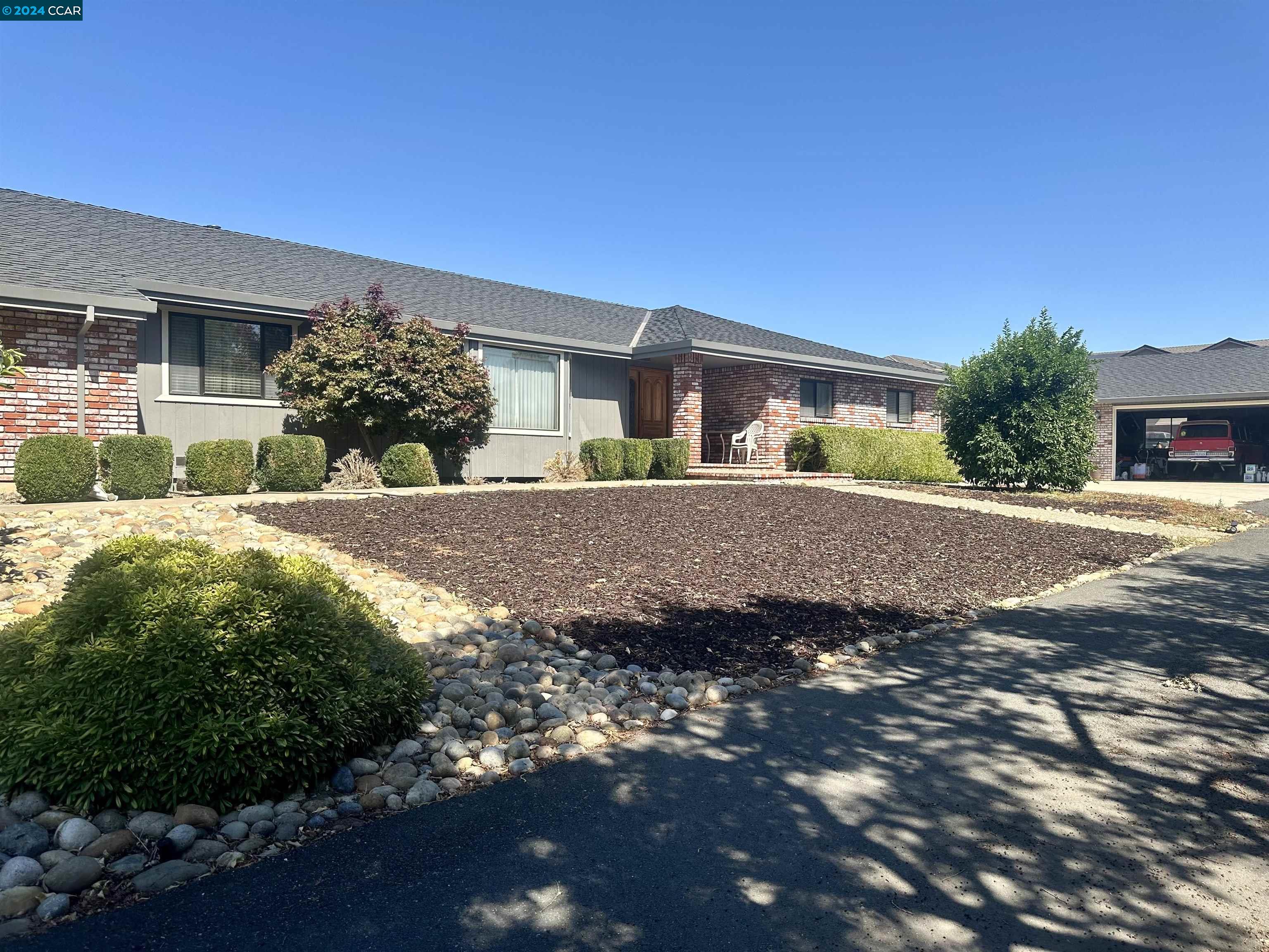 5141 Laurel Drive