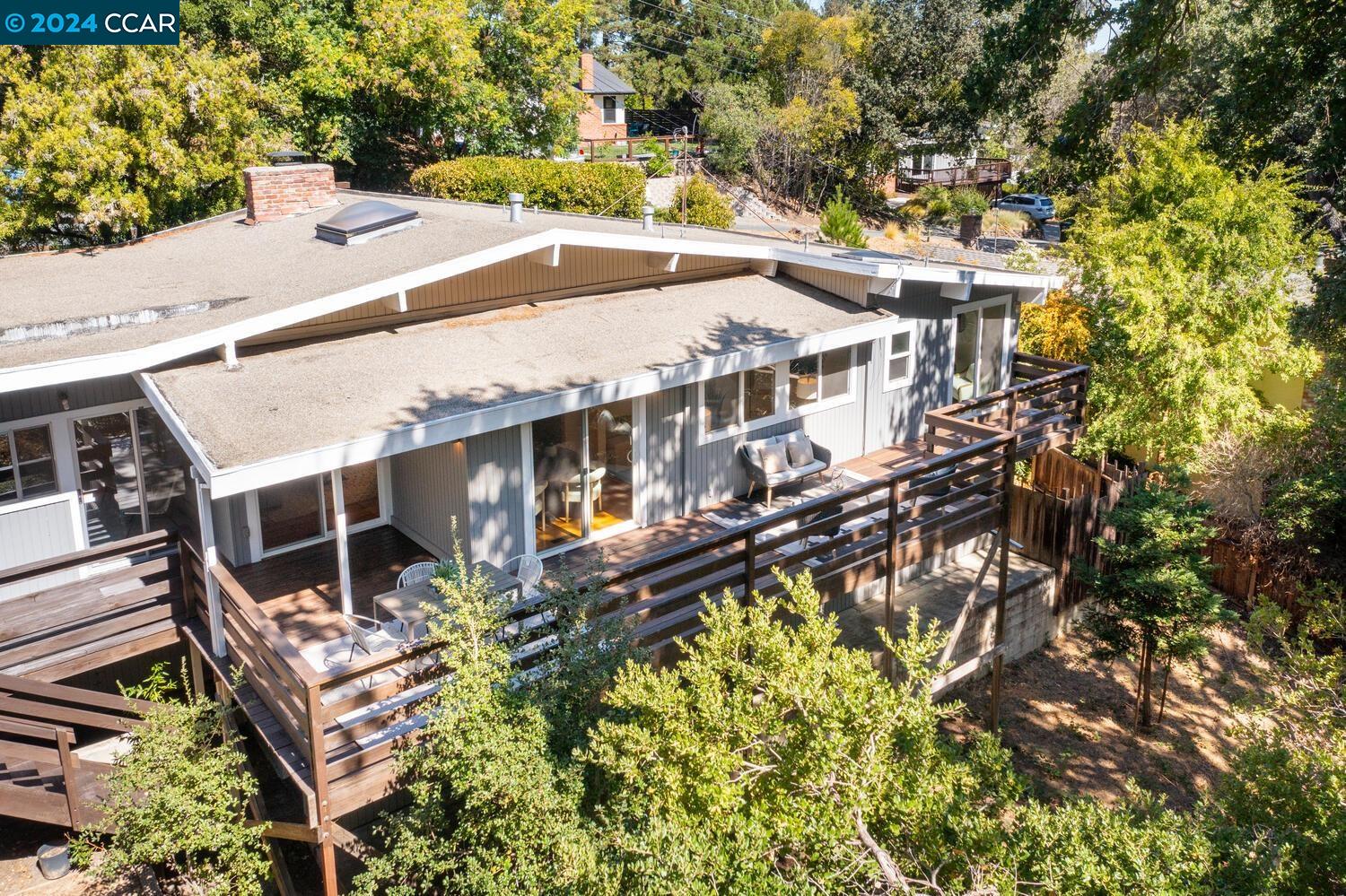 111 Galen Dr