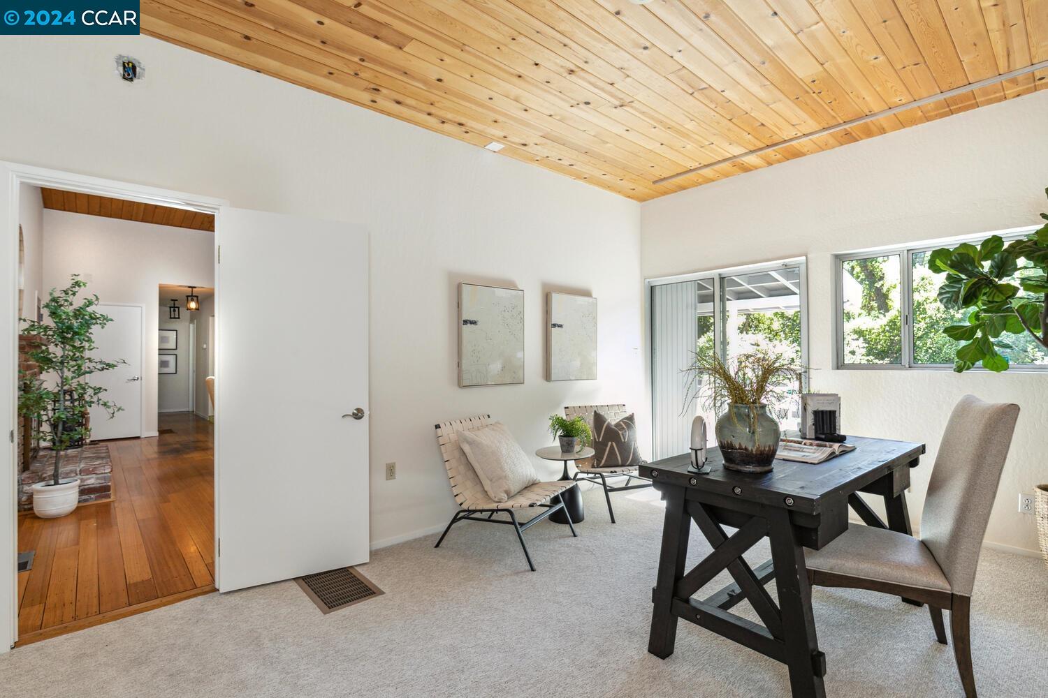 111 Galen Dr