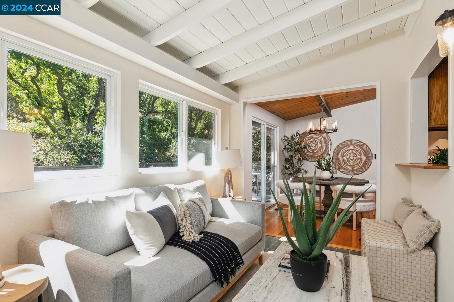 111 Galen Dr