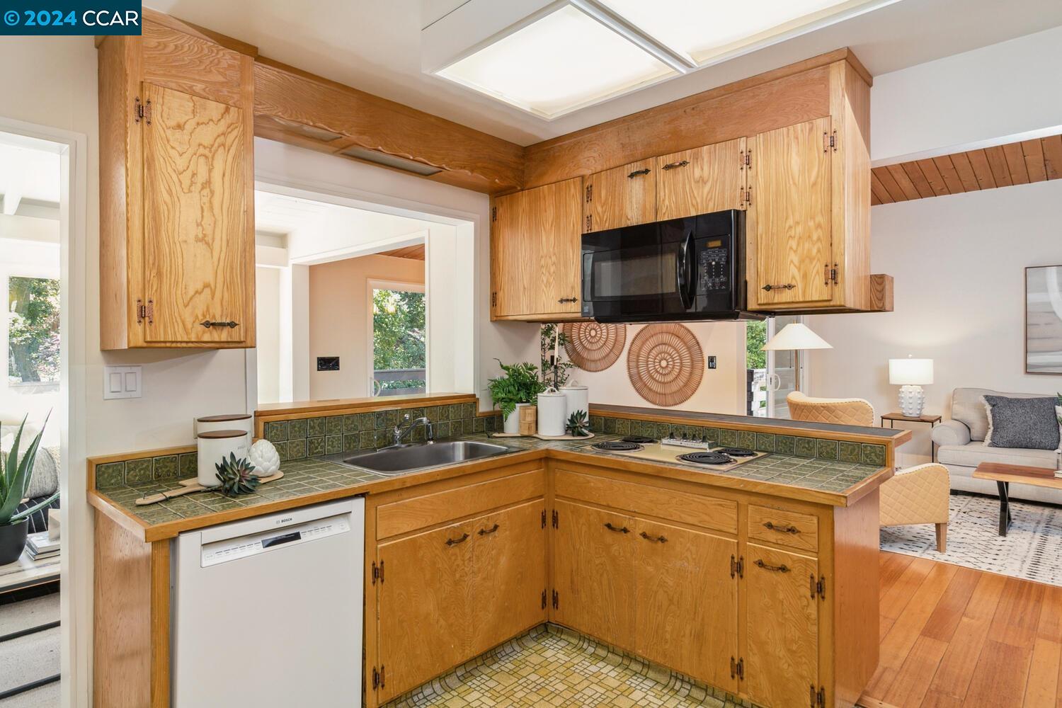 111 Galen Dr