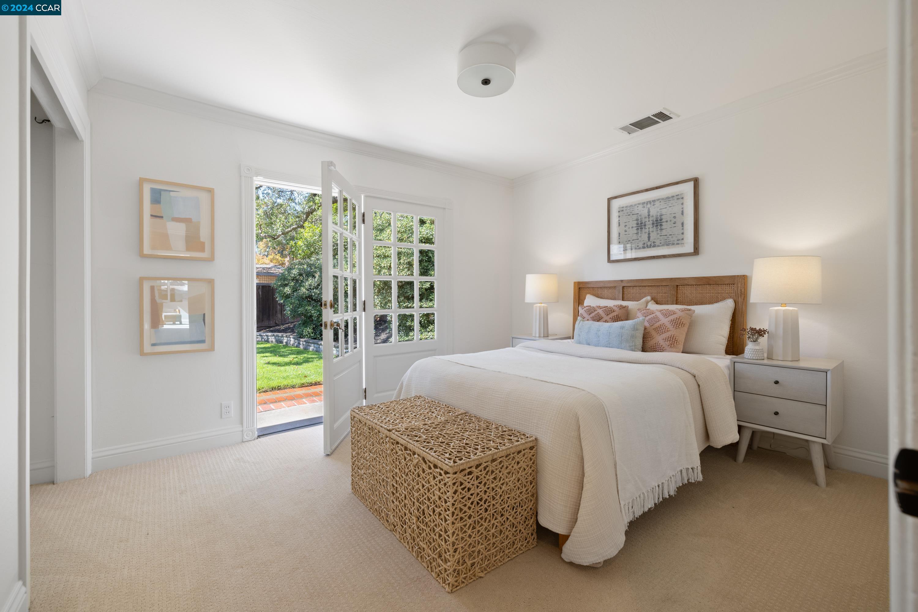 3308 Berta Ln