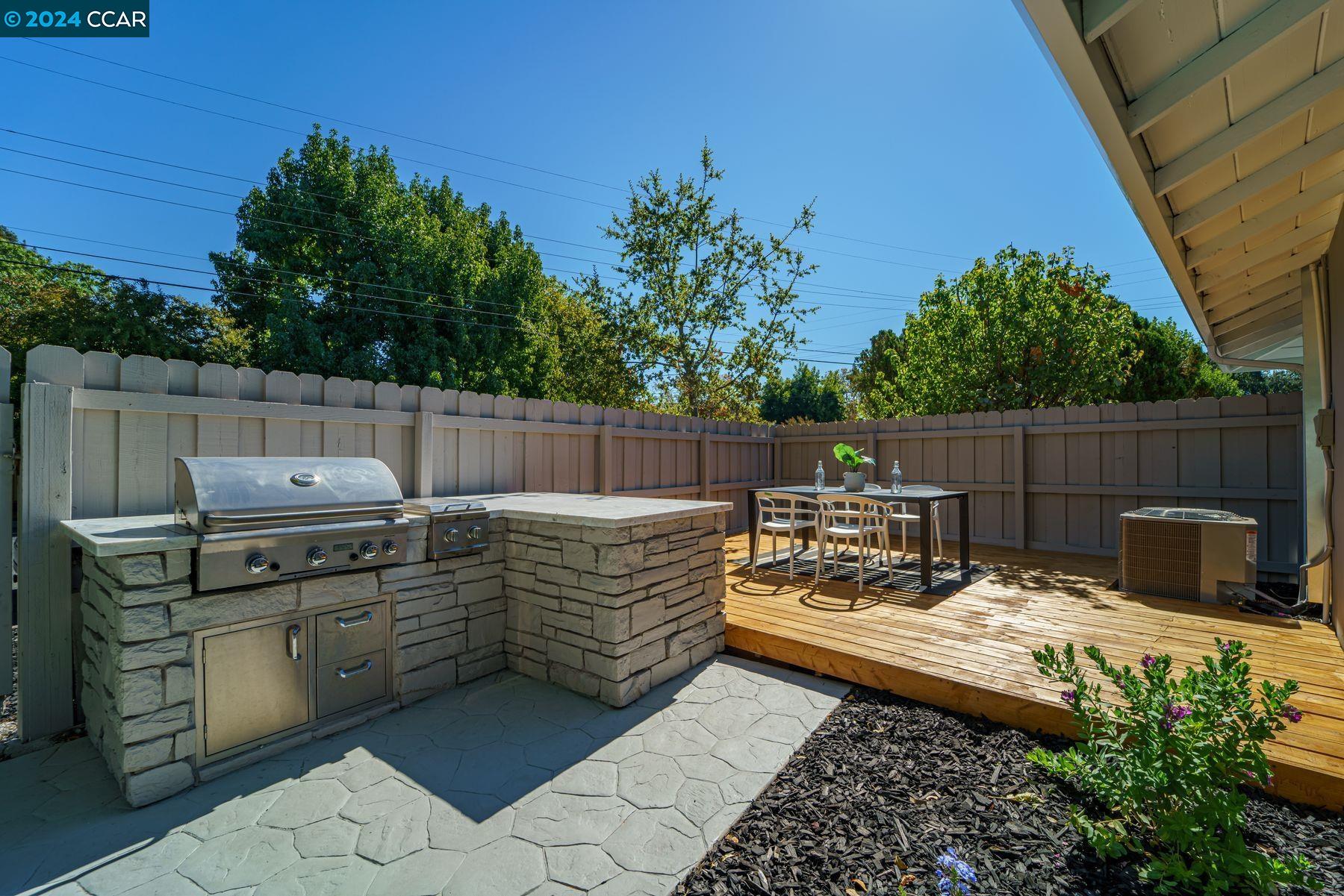 276 Jennifer Way