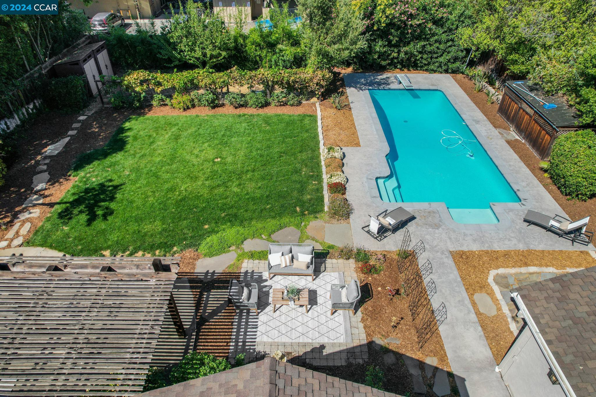2838 Encina Camino