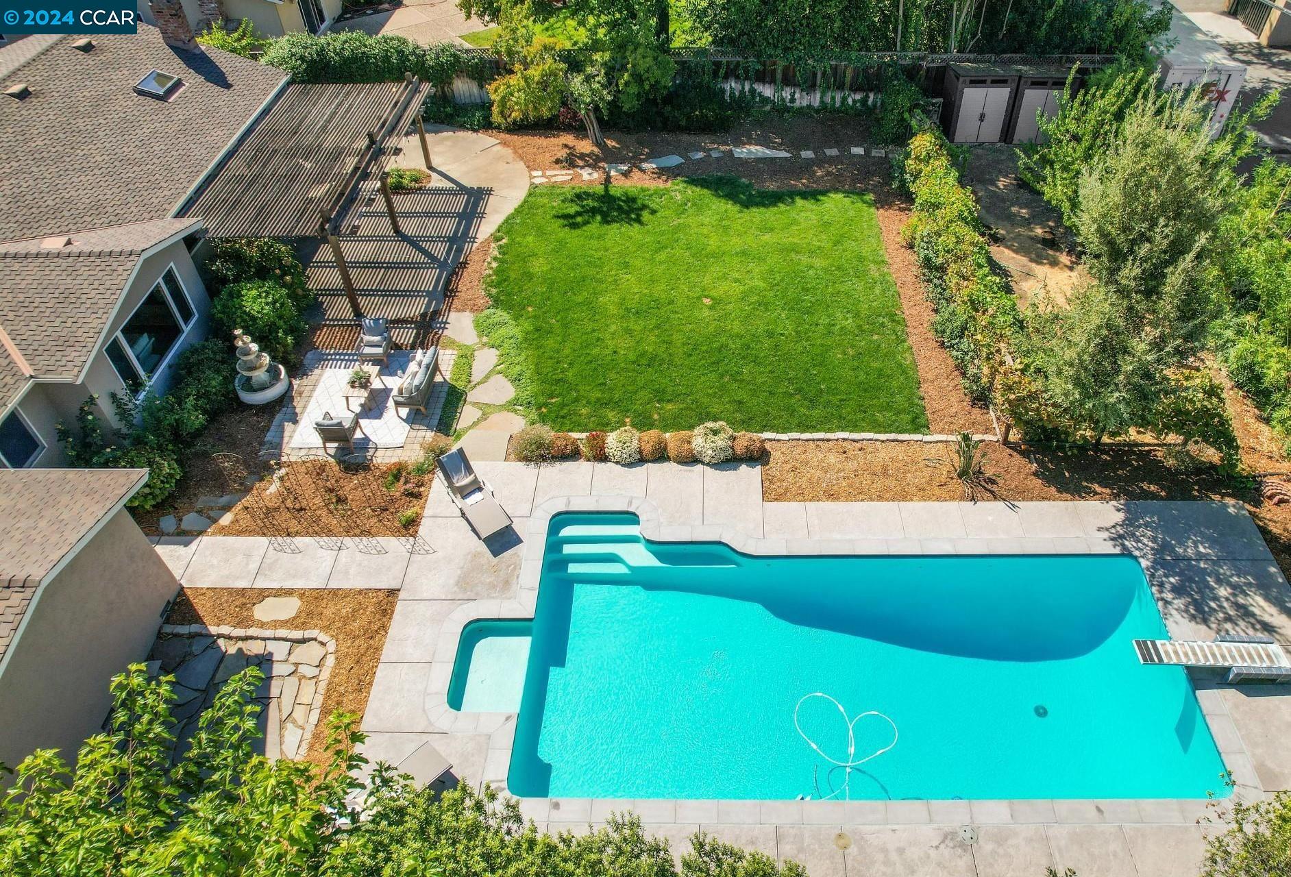 2838 Encina Camino